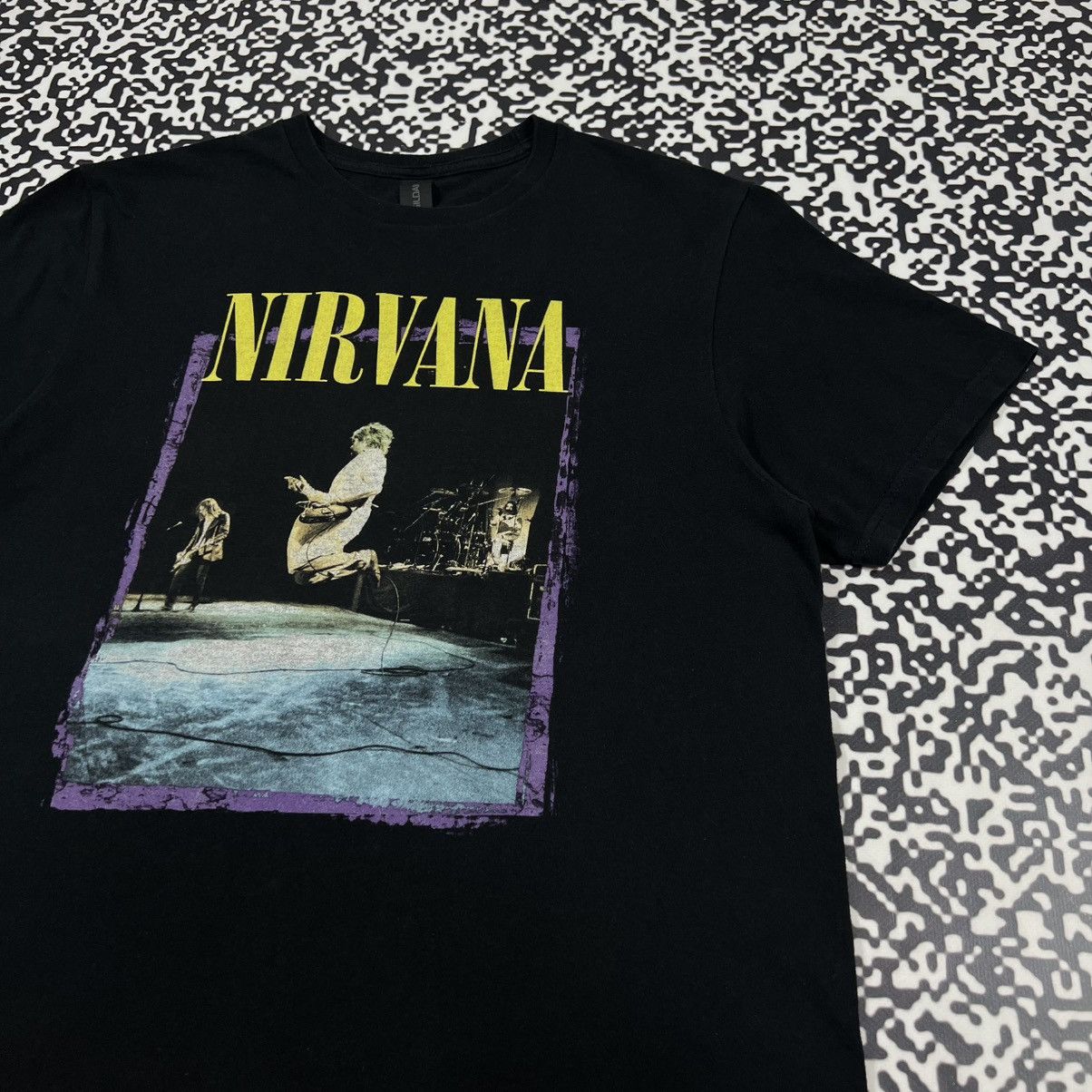 Nirvana Vintage Y2K Nirvana Stage Jump Band Rock Tour T-shirt Size US M / EU 48-50 / 2 - 6 Thumbnail