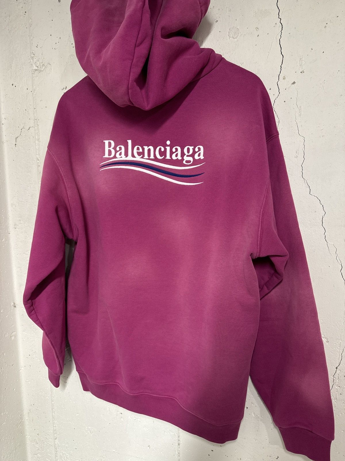 Balenciaga Balenciaga Political Campaign Hoodie Violet Dye XS Size US XS / EU 42 / 0 - 3 Thumbnail