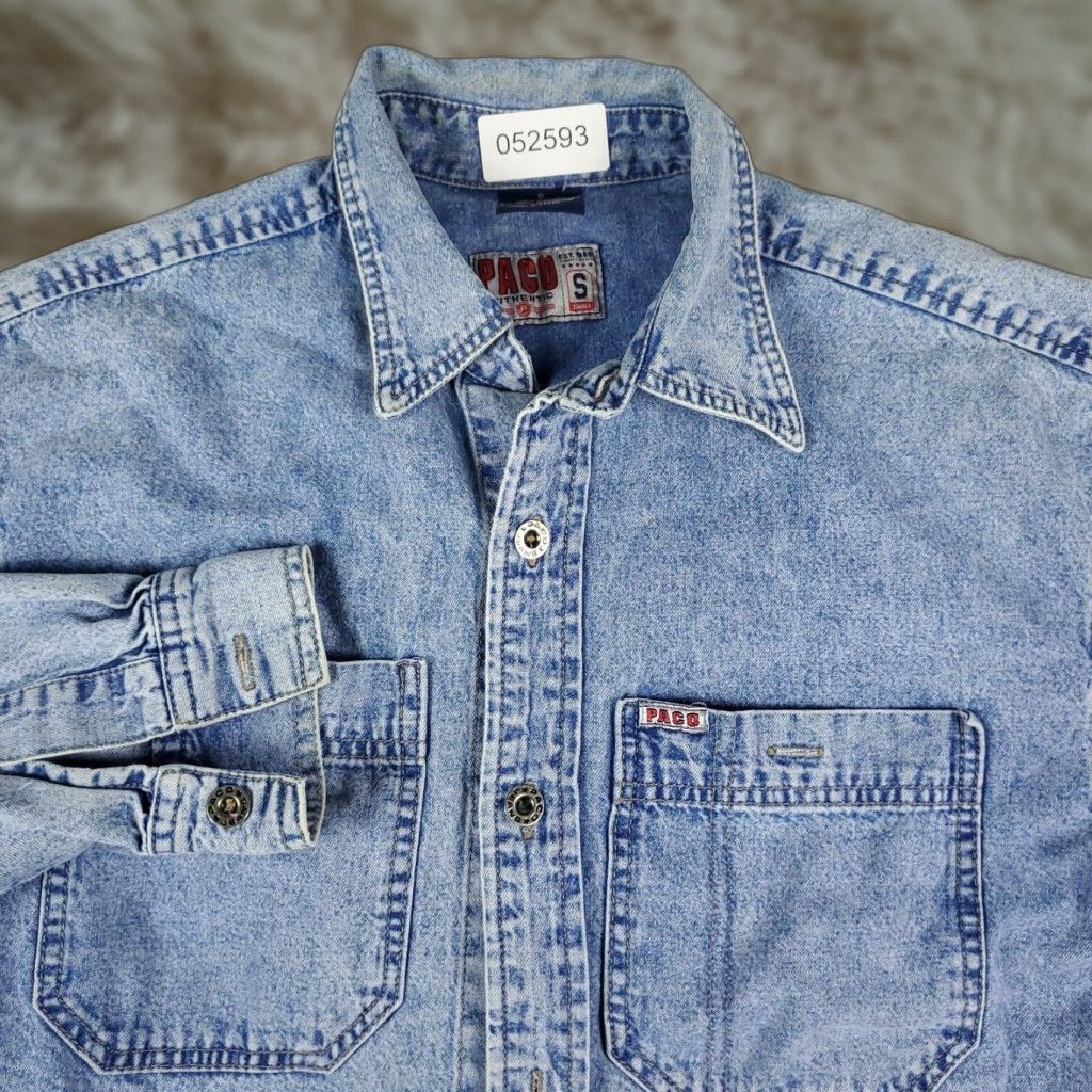 Vintage VINTAGE PACO Denim Button-Up Shirt Mens Size Small Blue Long Sleeve Classic Size US S / EU 44-46 / 1 - 1 Thumbnail