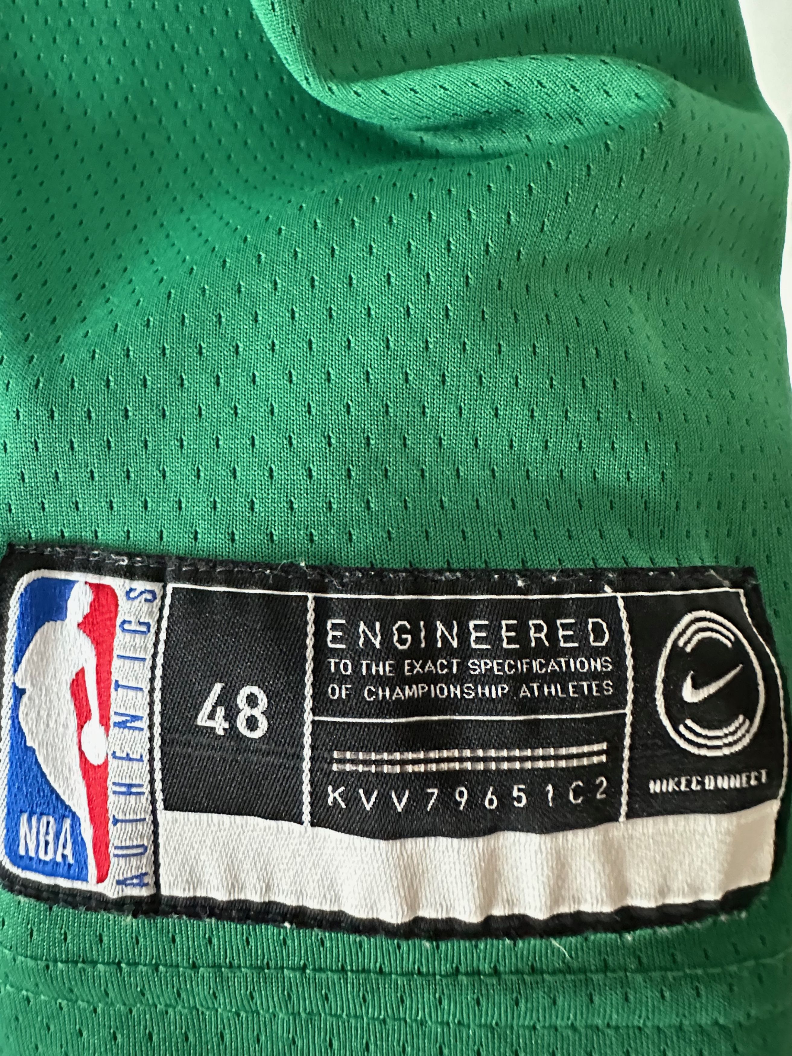 NBA × Nike Boston Celtics Vintage Antoine Walker Jersey Size US L / EU 52-54 / 3 - 3 Thumbnail