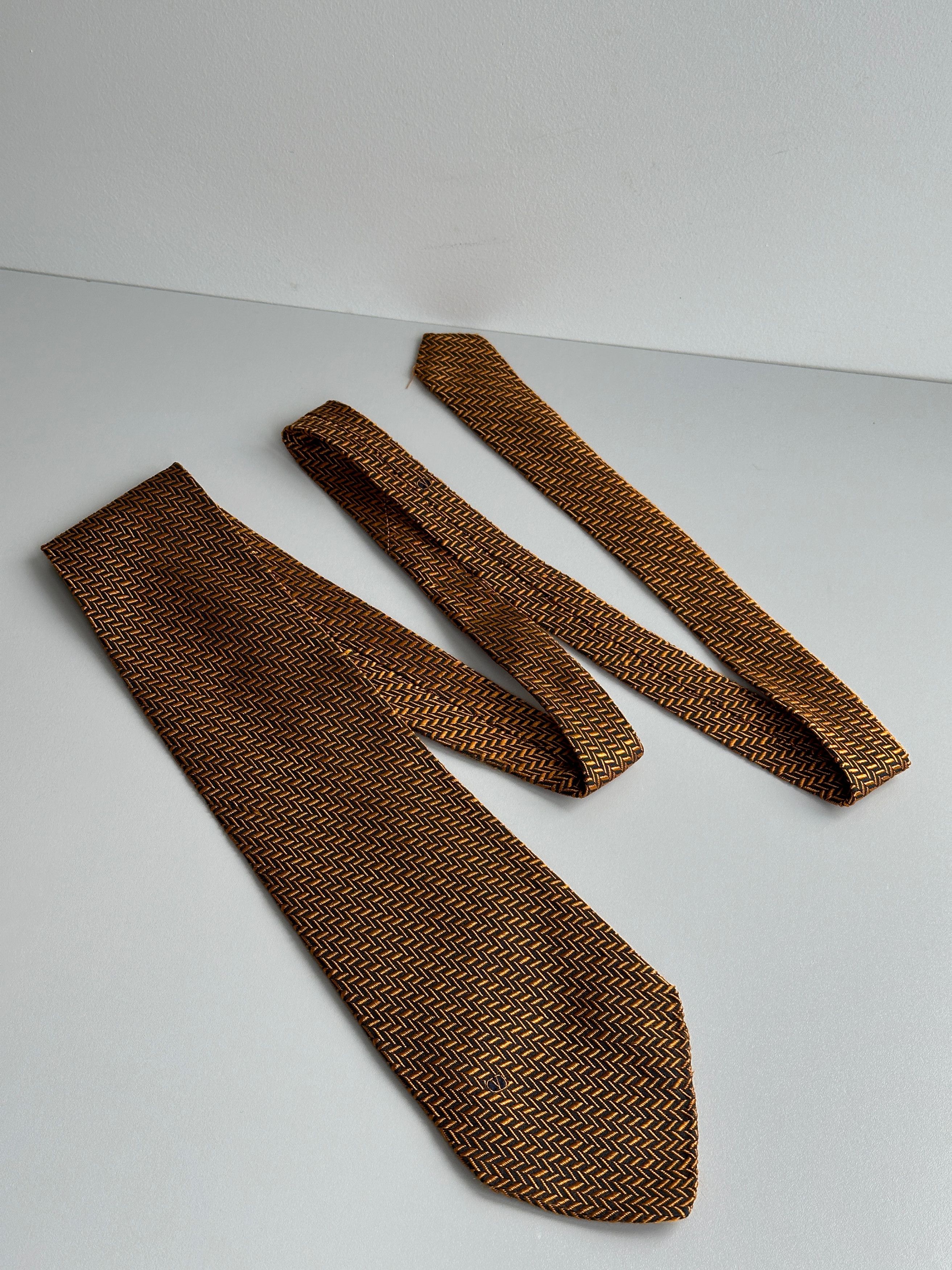 Valentino × Vintage Vintage Valentino Silk Tie Size ONE SIZE - 1 Thumbnail