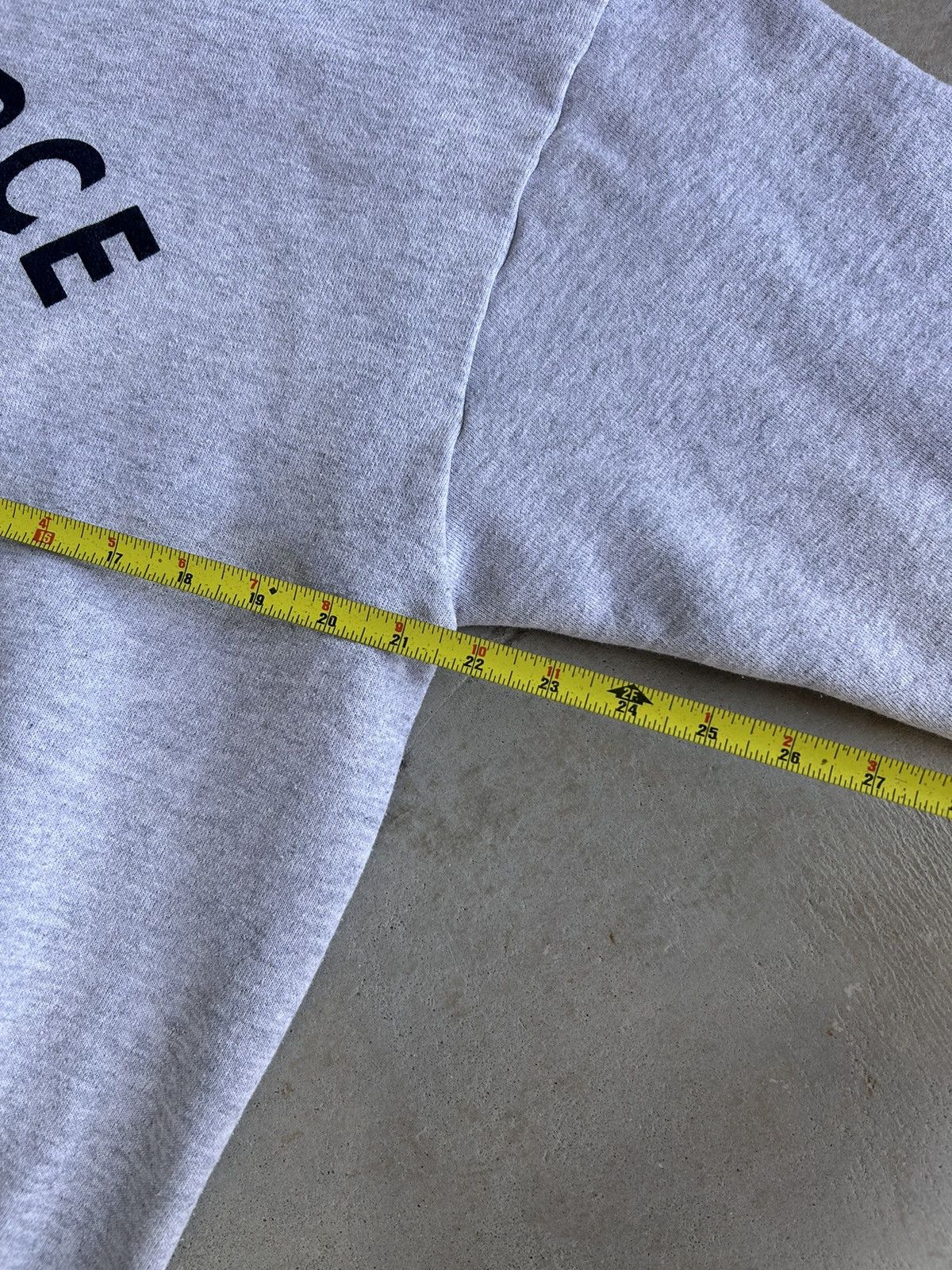 Vintage Vintage Air Force Arch Spell Out Sweatshirt Size US M / EU 48-50 / 2 - 6 Thumbnail