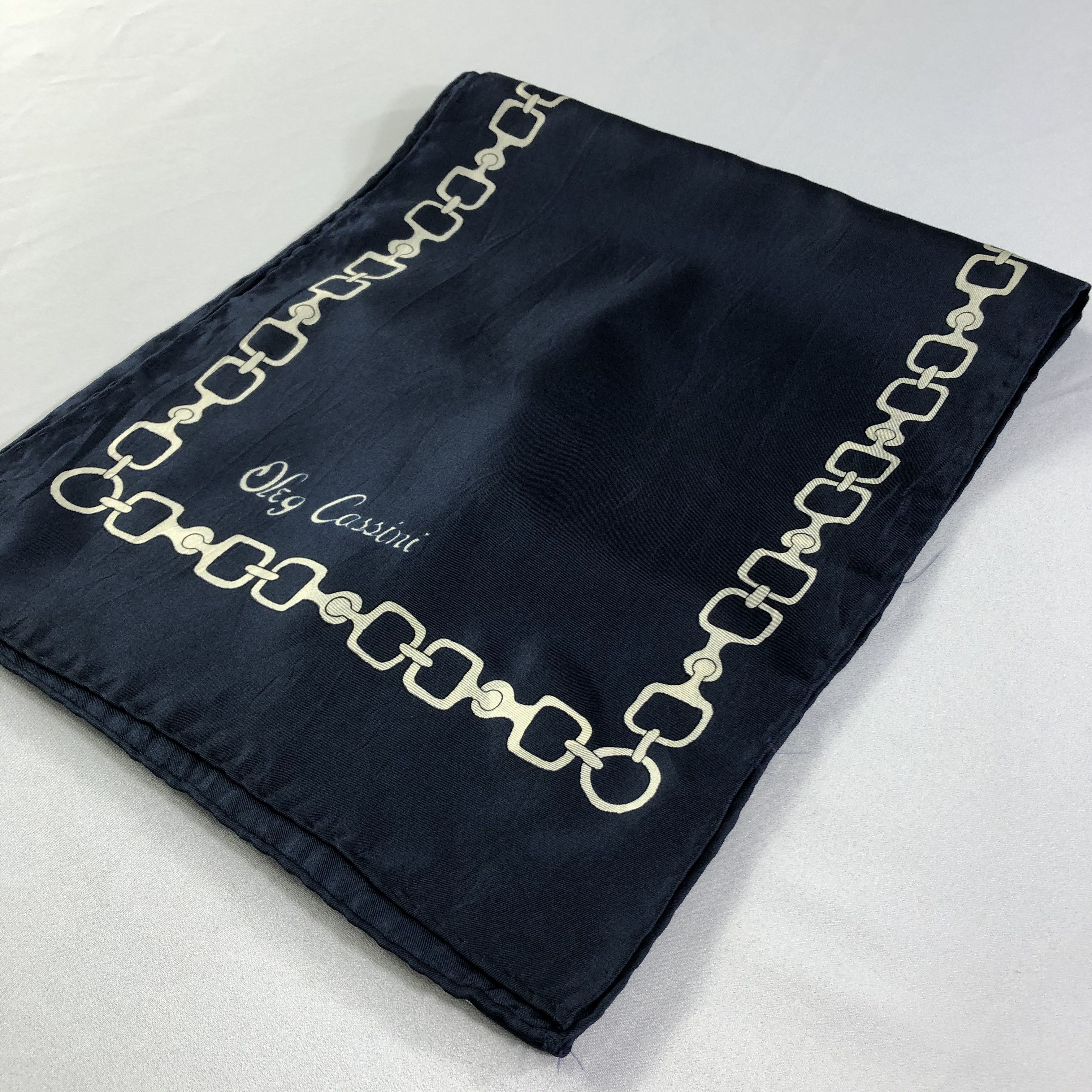 Oleg Cassini × Vintage Vintage Oleg Cassini Silk Scarf Size ONE SIZE - 4 Thumbnail
