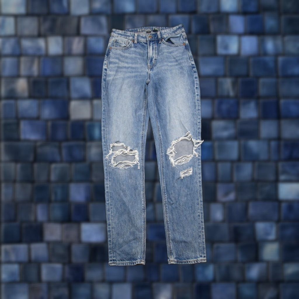 American Eagle Outfitters VINTAGE American Eagle Strigid Distressed Denim Blue Mom Jeans Women's Size 0 Size 25" / US 0 / IT 36 - 1 Thumbnail