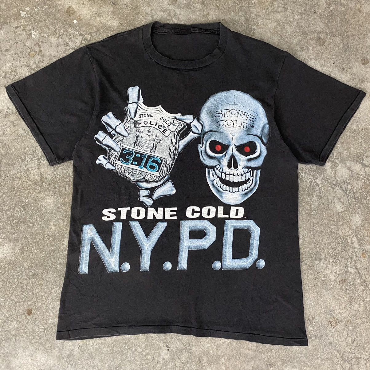 Vintage Vintage 1990’s WWF Stone Cold NYPD Single Stitch Tee Size US L / EU 52-54 / 3 - 2 Thumbnail