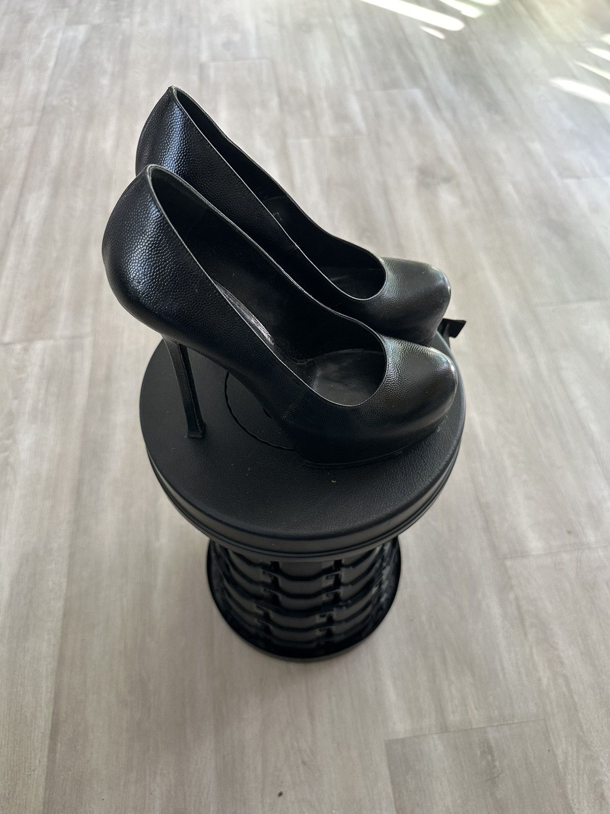 Vintage × Yves Saint Laurent YSL YVES SAINT LAURENT WOMEN'S BLACK PATENT LEATHER TRIBTOO Size US 8 / IT 38 - 2 Thumbnail