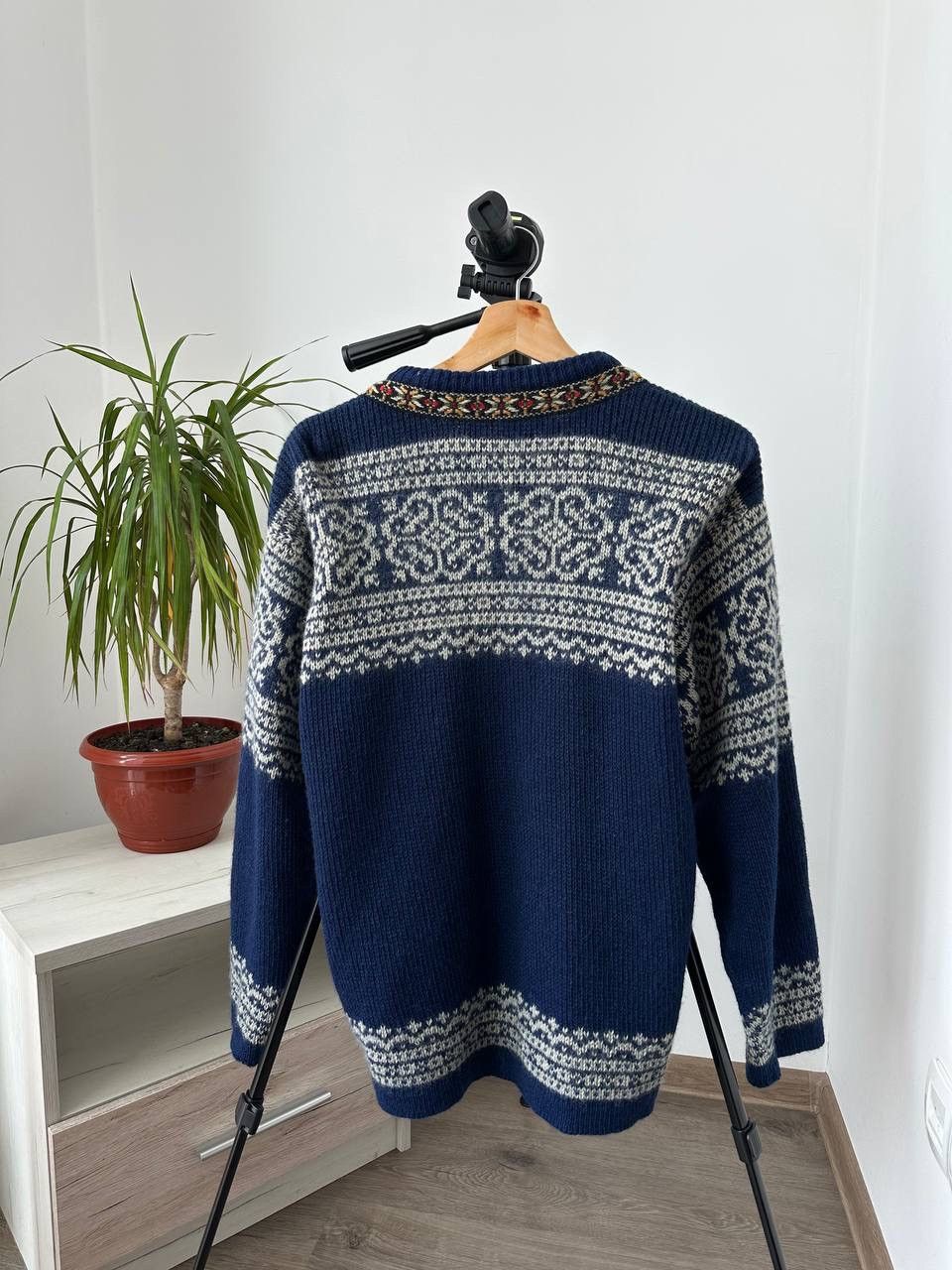 Vintage Vintage Nordsrikk Norway Wool Blue Cardigan Sweater Size US M / EU 48-50 / 2 - 19 Thumbnail