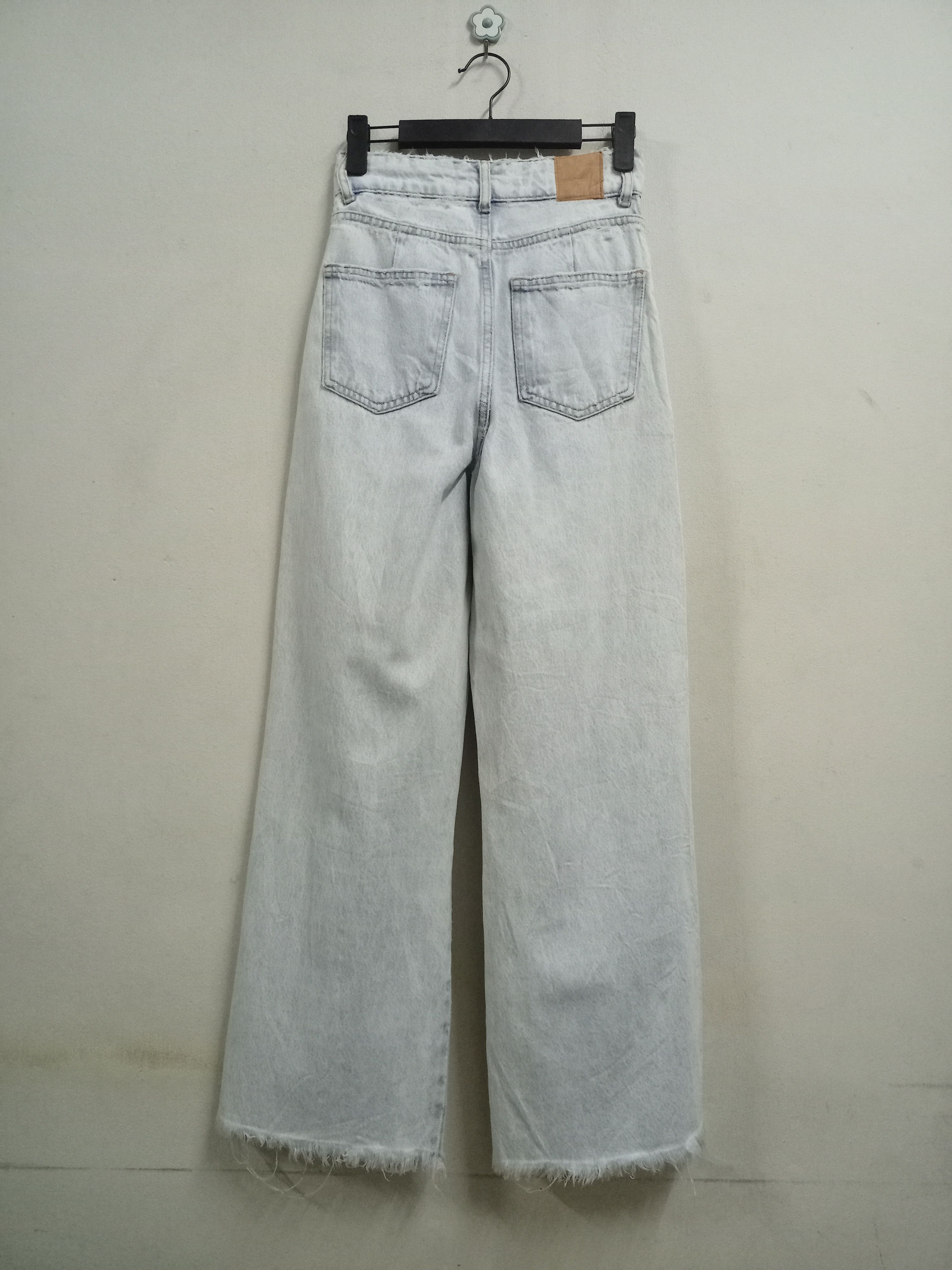 Zara Vintage Zara High Rise Ripped Baggy Flare Jeans Size 25" / US 0 / IT 36 - 2 Thumbnail