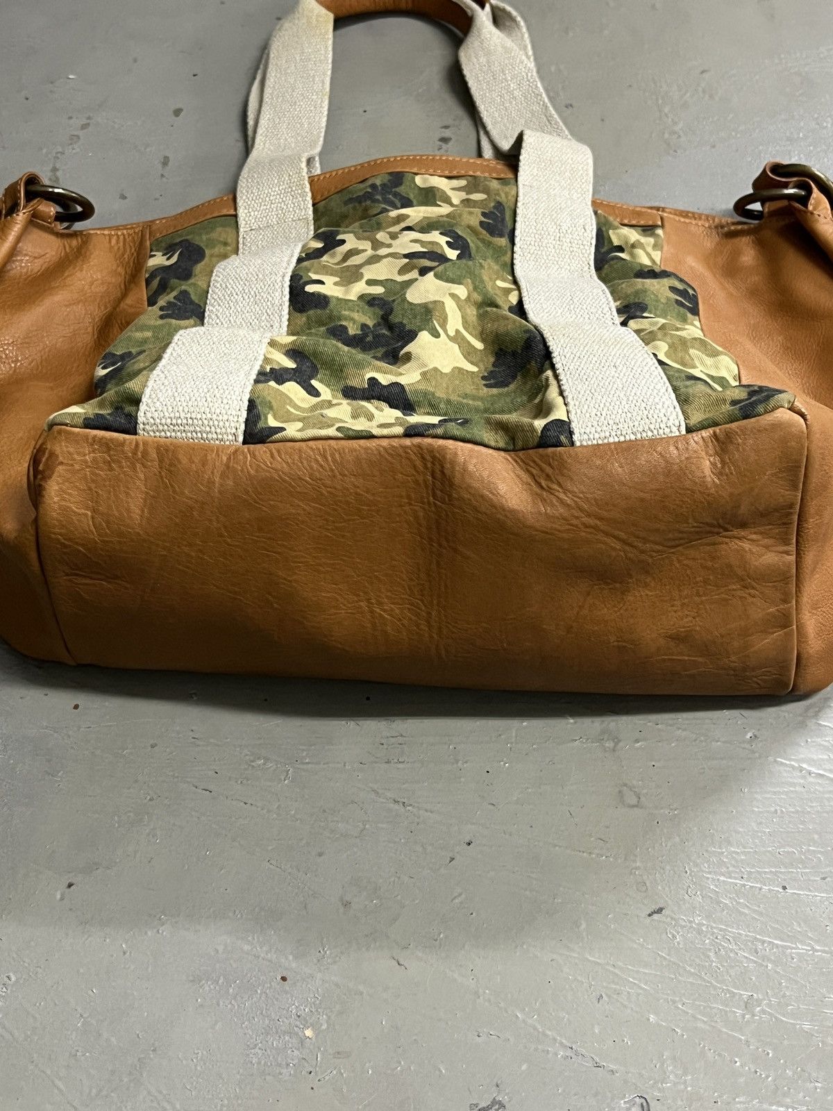 Leather Leather Hybrid Camo Canvas Patina Brown Leather Weekend Bag Size ONE SIZE - 10 Thumbnail