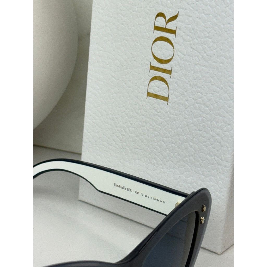 Dior NEW Dior Pacific B3U Logo Sunglasses Cat Eye Navy Blue Size ONE SIZE - 6 Thumbnail