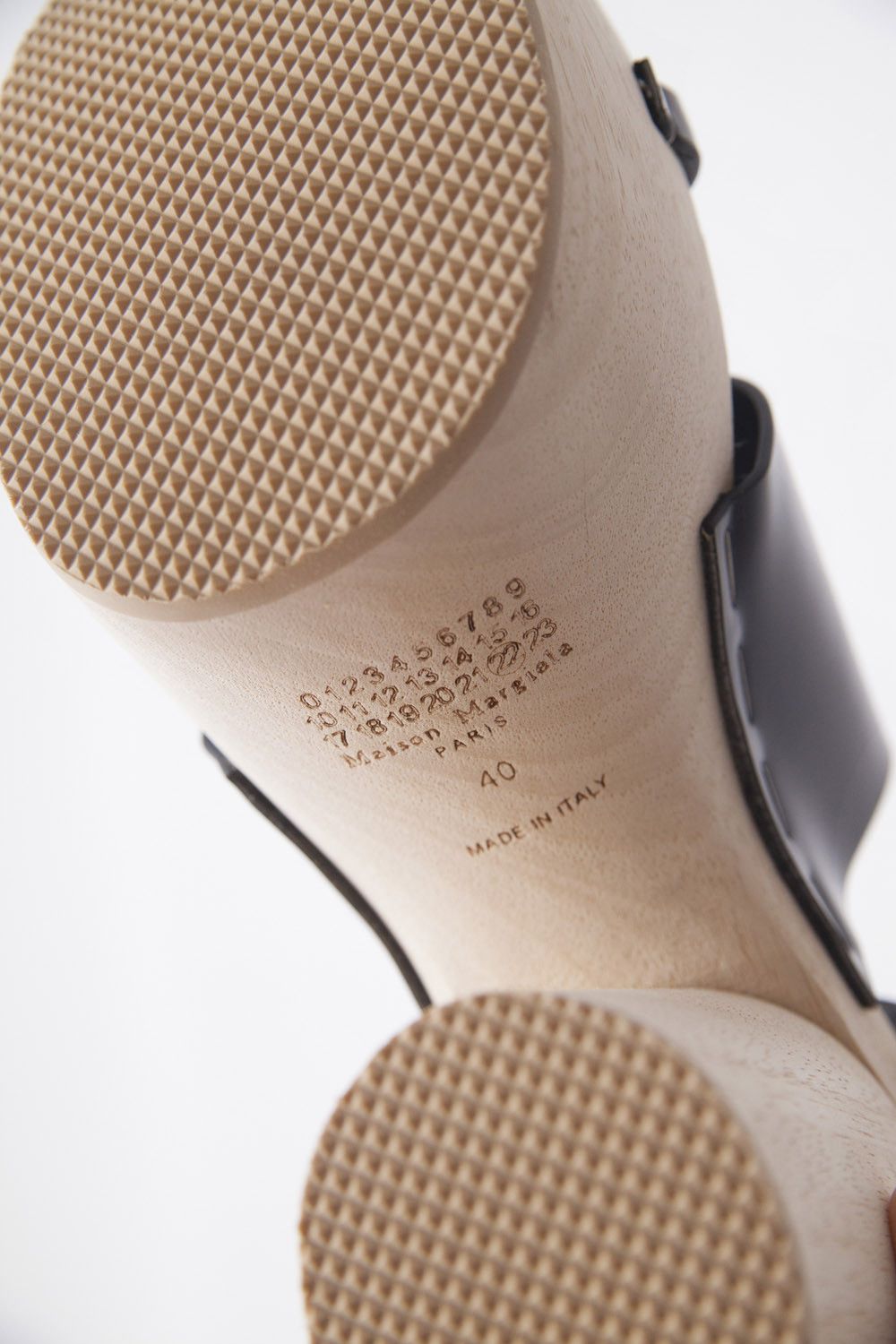 Maison Margiela Margiela wooden Tabi platform shoes Size US 10 / IT 40 - 8 Thumbnail
