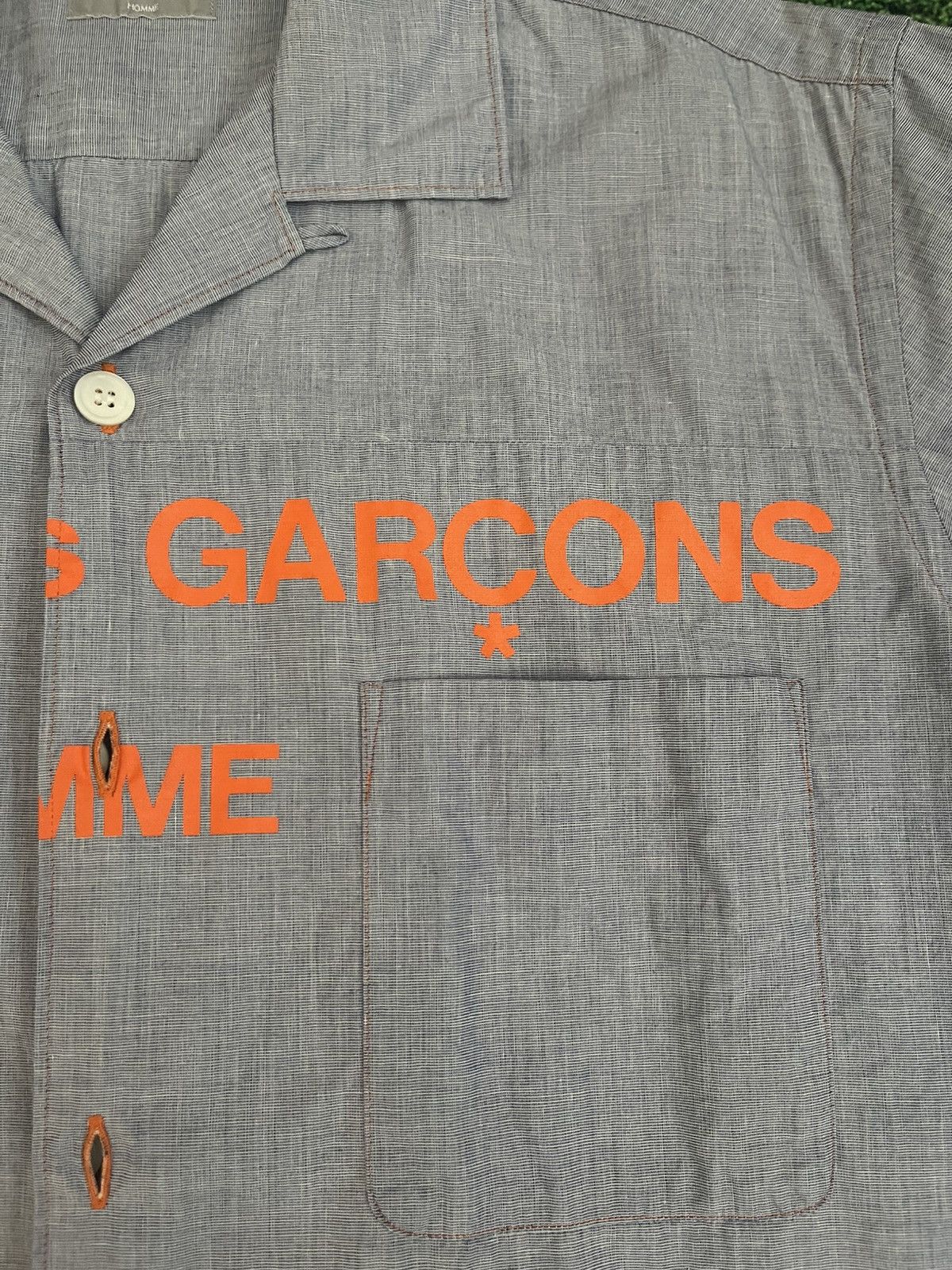 Comme des Garcons Homme Comme Des Garçon 2001 Split Logo Shirt Size US L / EU 52-54 / 3 - 4 Thumbnail