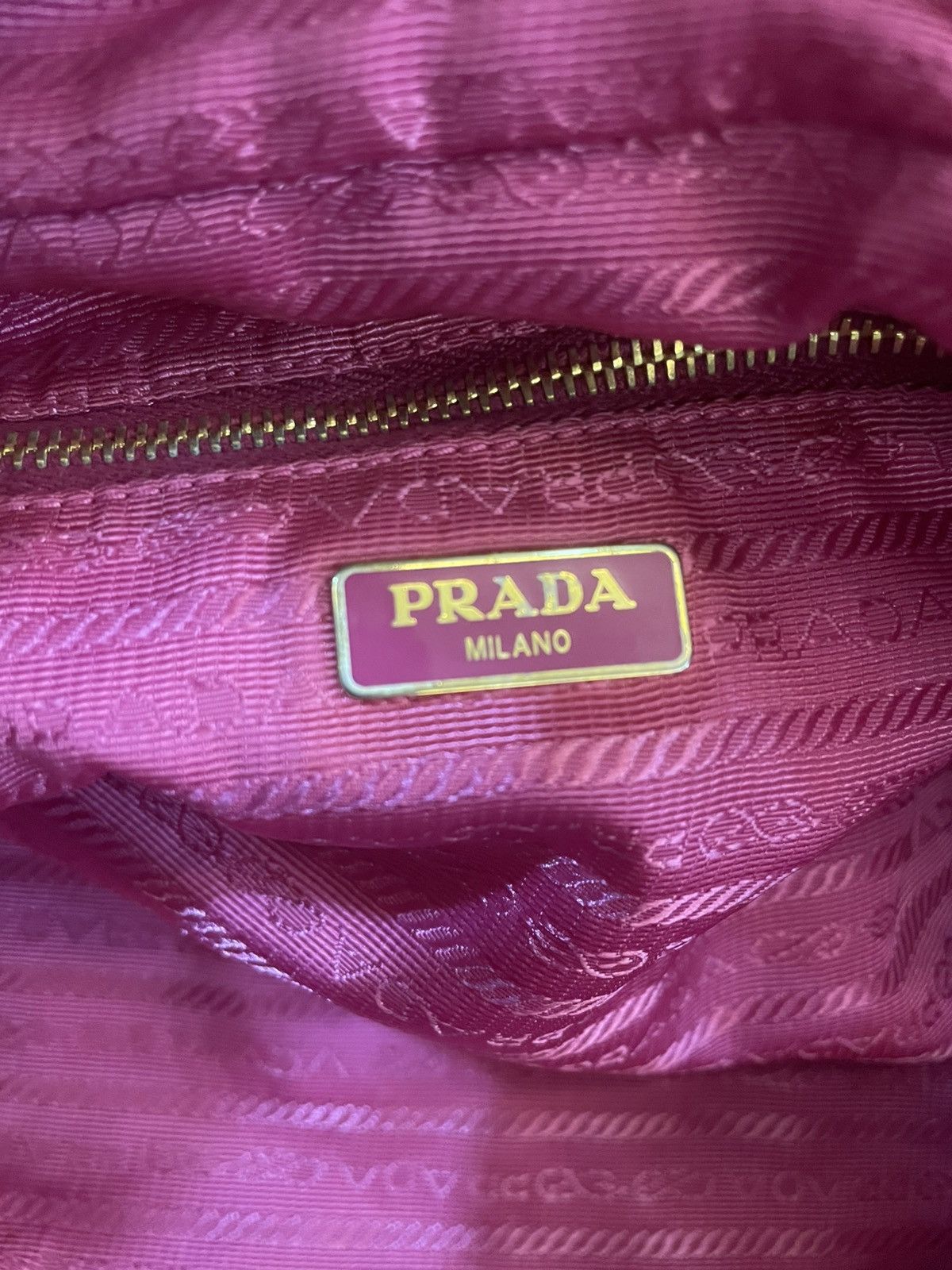 Prada Authentic PRADA tessuto nylon cosmetic bag Size ONE SIZE - 3 Thumbnail