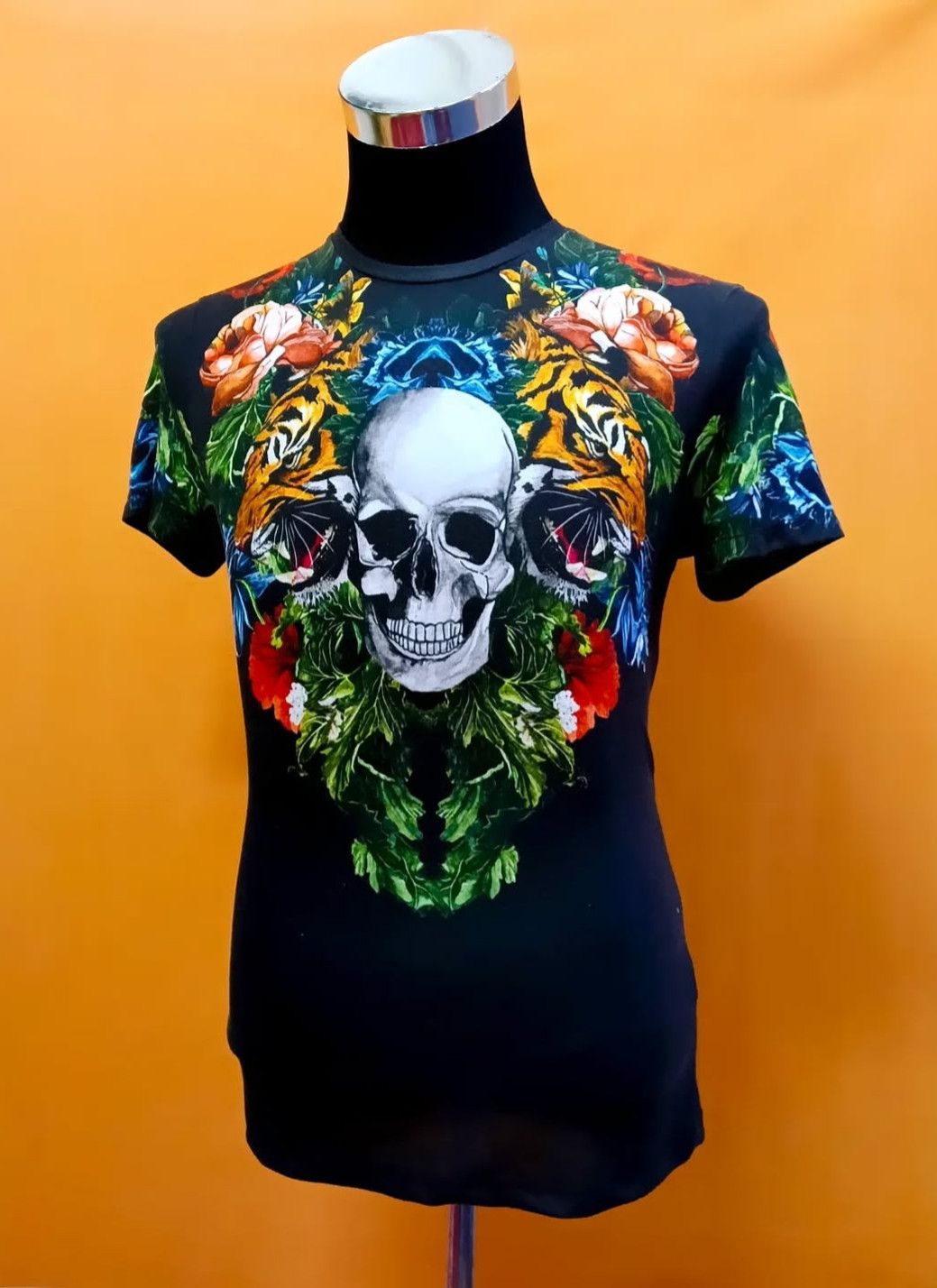Zara T-shirt Zara The Devil Wears Prada M | Grailed