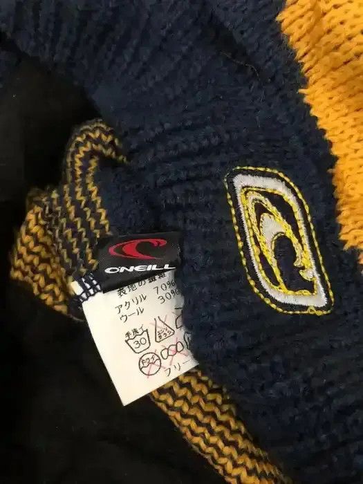 Vintage Oneill Small logo Beanie Hat