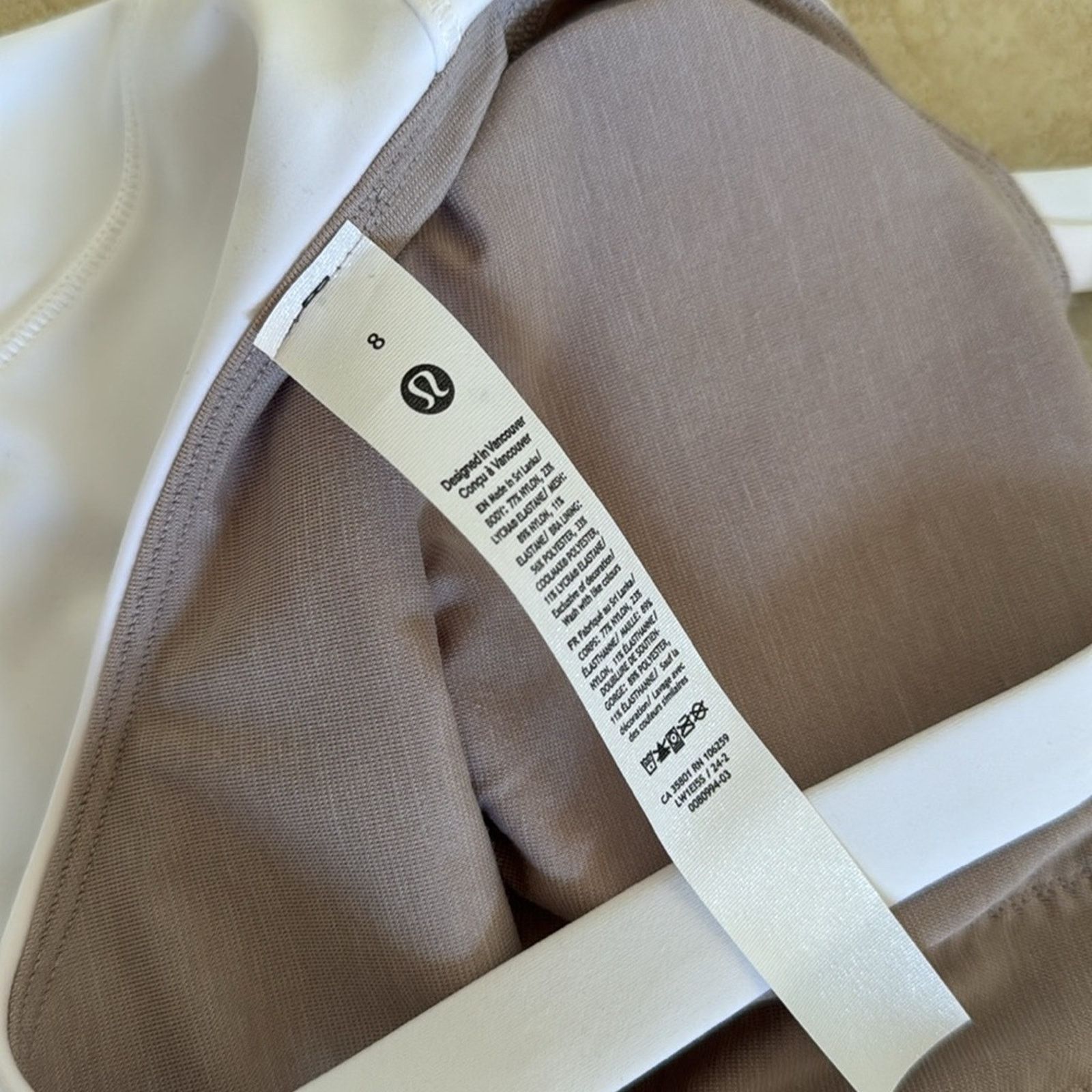 Lululemon NWT! LULULEMON Everlux Asymmetrical Tennis Sport Tank Size 8 Size M / US 6-8 / IT 42-44 - 8 Thumbnail