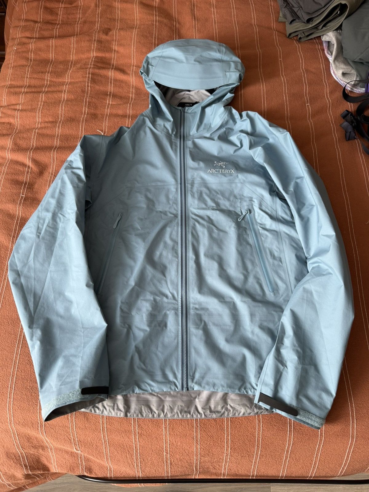 Arc'teryx Arc’teryx Beta Jacket Solace Blue 2023 Size US L / EU 52-54 / 3 - 1 Thumbnail