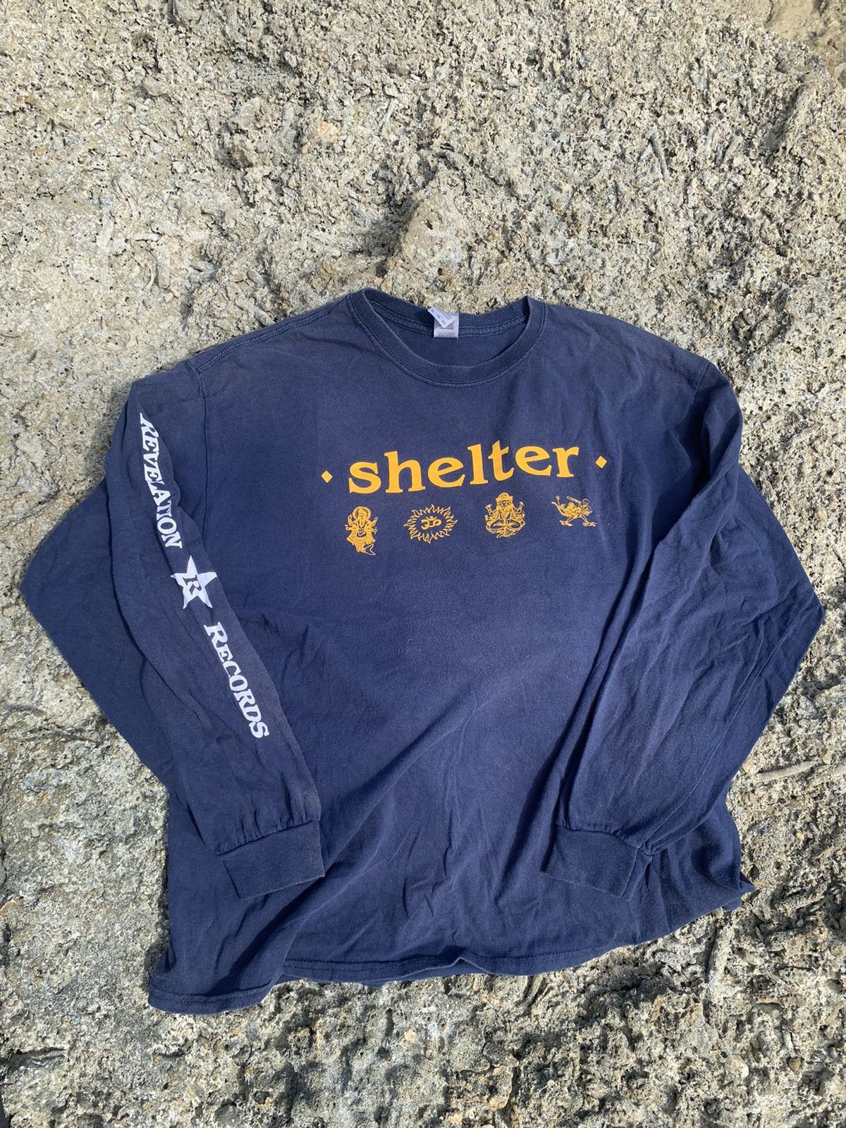 Band Tees Shelter straight edge longsleeve hardcore y2k 00s erd grunge Size US L / EU 52-54 / 3 - 3 Thumbnail