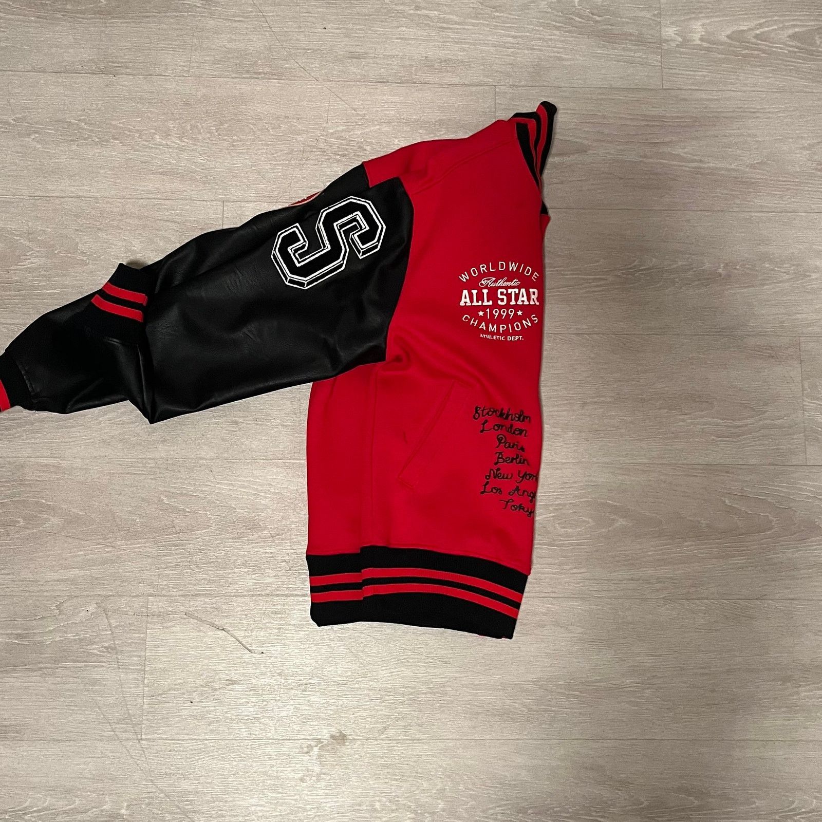 & Other Stories Red & Black Large Varisty Jacket Rockstar Original Size US L / EU 52-54 / 3 - 3 Thumbnail