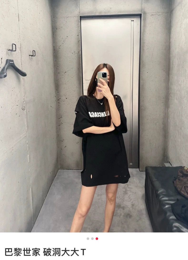 Balenciaga Balenciaga Black Hole Short Sleeve~ Size L Size US L / EU 52-54 / 3 - 7 Thumbnail