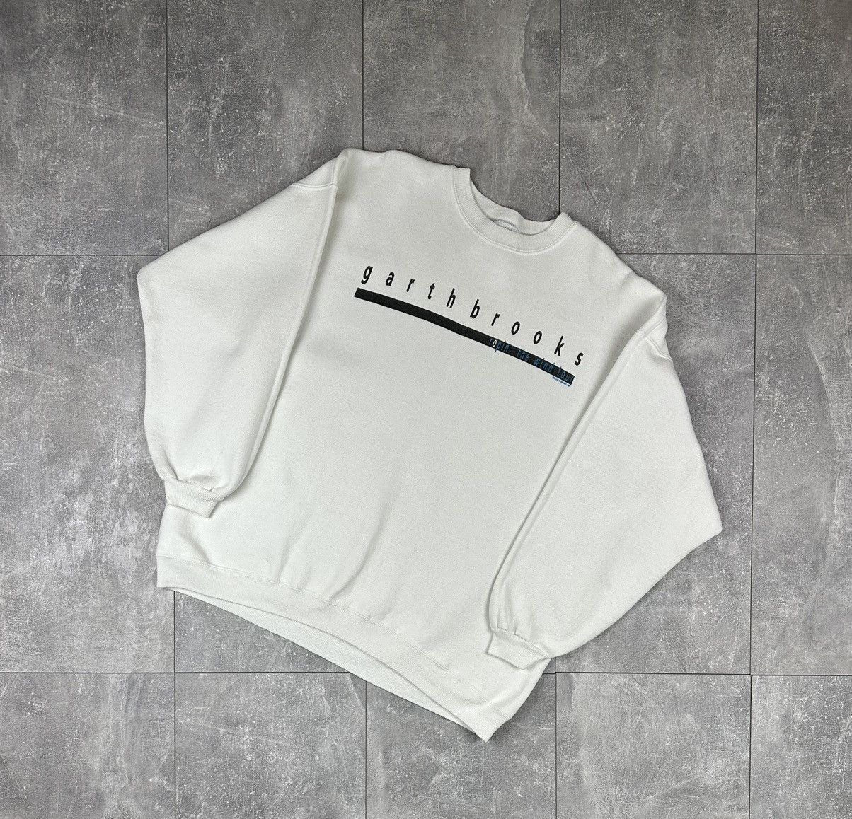 Hanes Garth Brooks Ropin The Wind Band Tour Crewneck Sweatshirt Size US XL / EU 56 / 4 - 2 Thumbnail