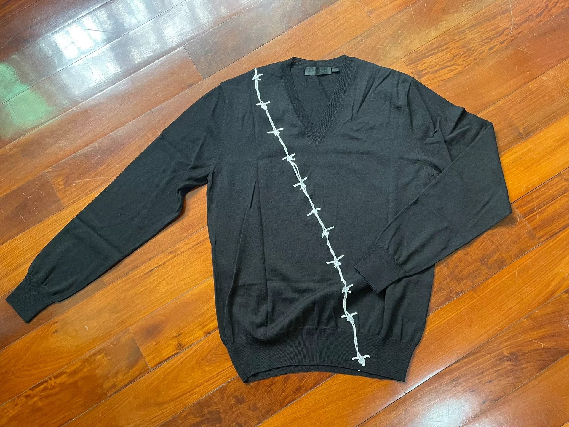 Alexander McQueen Alexander McQueen Men's Main Line Sweater Size US S / EU 44-46 / 1 - 1 Thumbnail