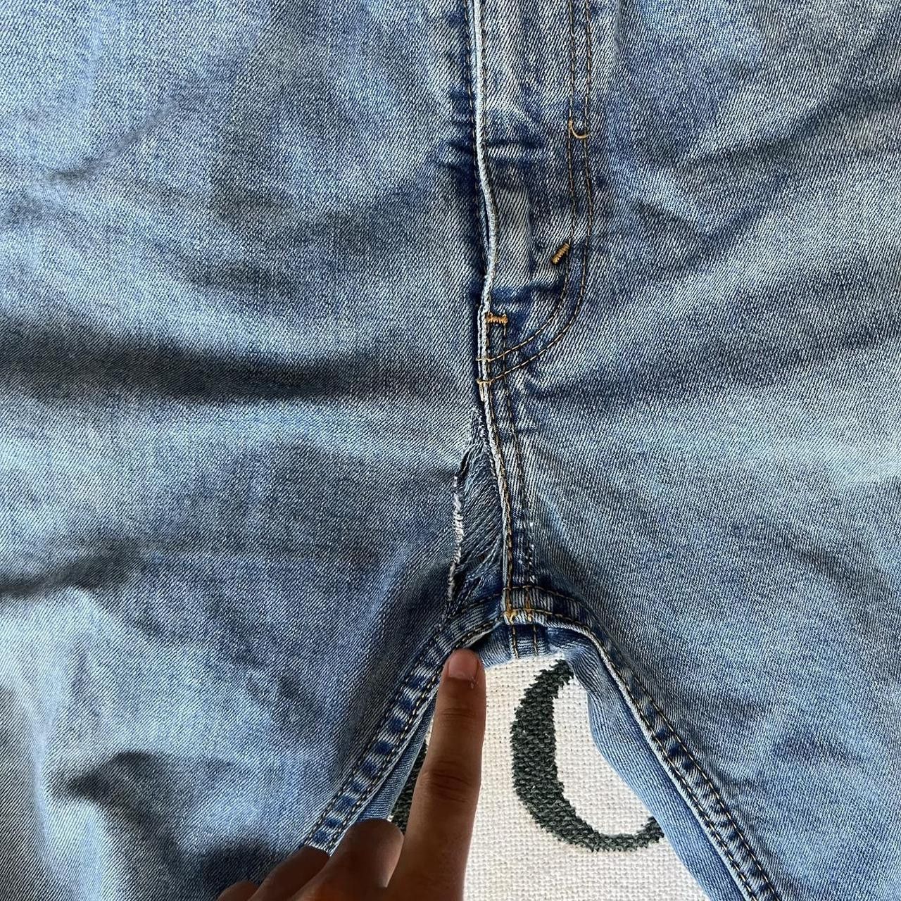 Designer Vintage Essential Medium Wash Denim Levi’s Jeans! Size US 36 / EU 52 - 8 Thumbnail
