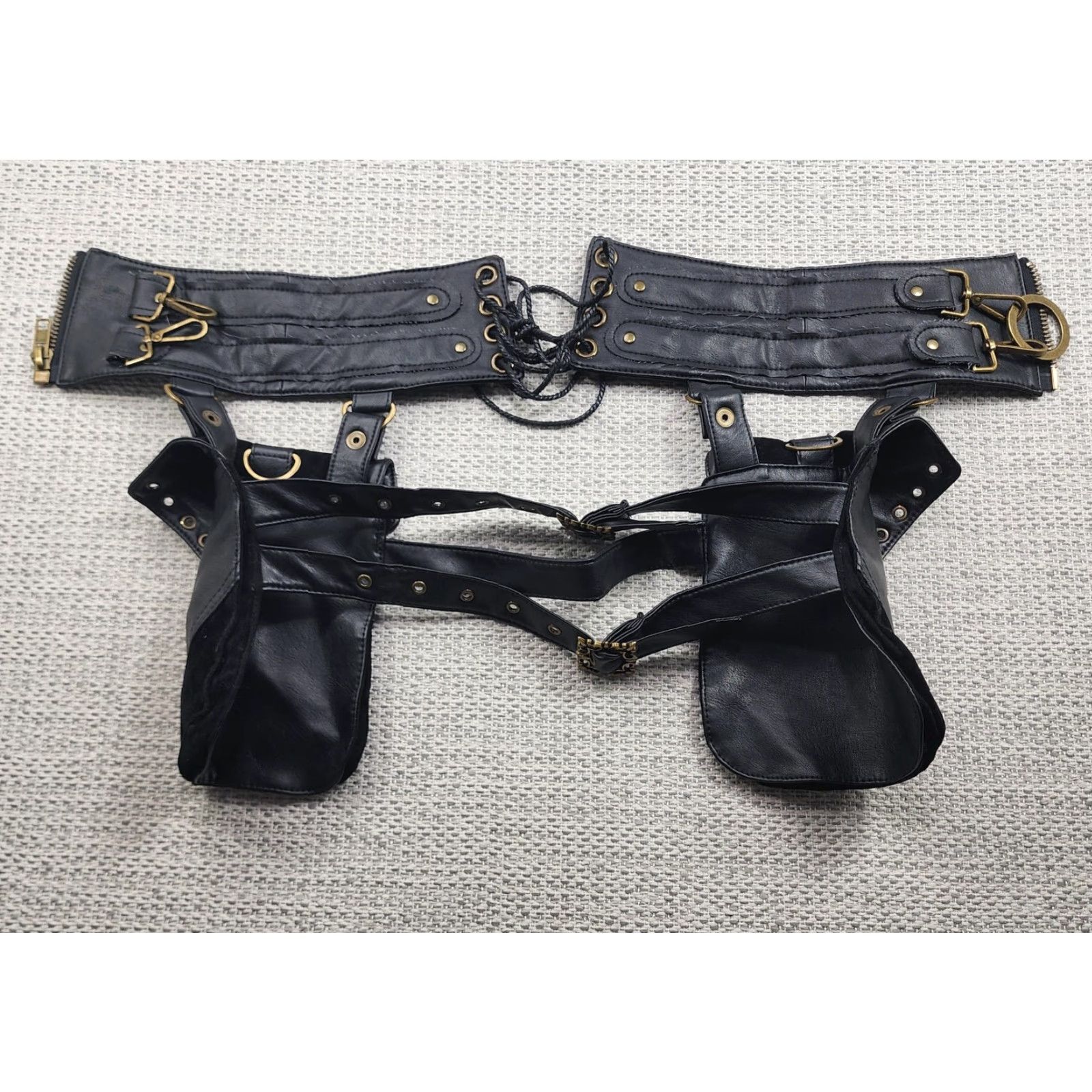 Vintage Steampunk Festival Utility Belt Bag Pouch Double Pocket Leather Suede Cosplay Size ONE SIZE - 4 Thumbnail