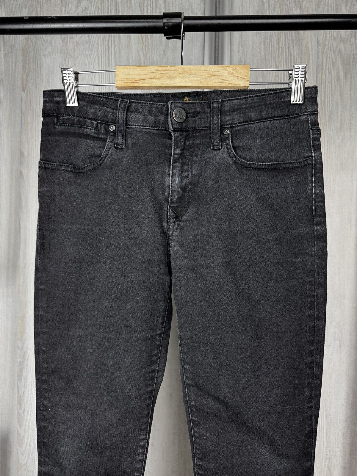 Vivienne Westwood Vivienne Westwood Anglomania Black grey big logo jeans sz 27 Size 27" / US 4 / IT 40 - 4 Thumbnail
