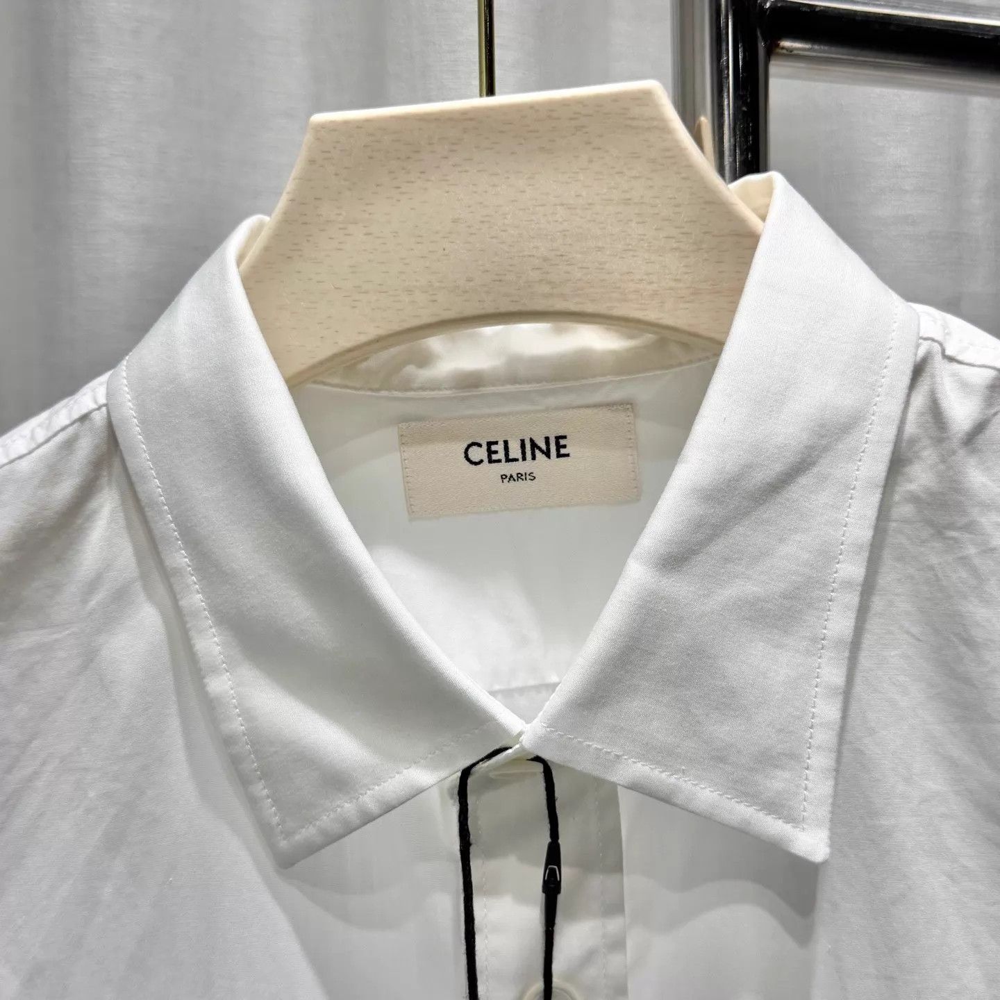 Celine Celine New White LS Shirt Embroidered Logo Shell Buttons 39 Size US M / EU 48-50 / 2 - 3 Thumbnail