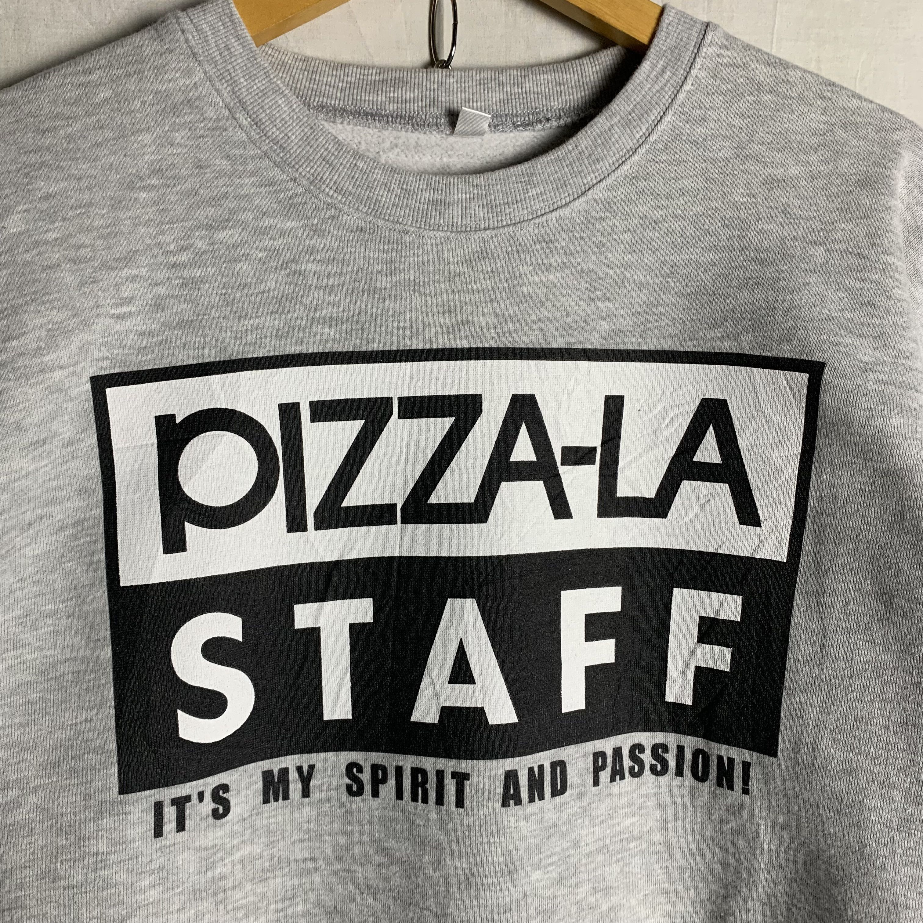 Vintage Vintage Pizza-LA Staff Sweatshirt Crewneck Size US L / EU 52-54 / 3 - 3 Thumbnail
