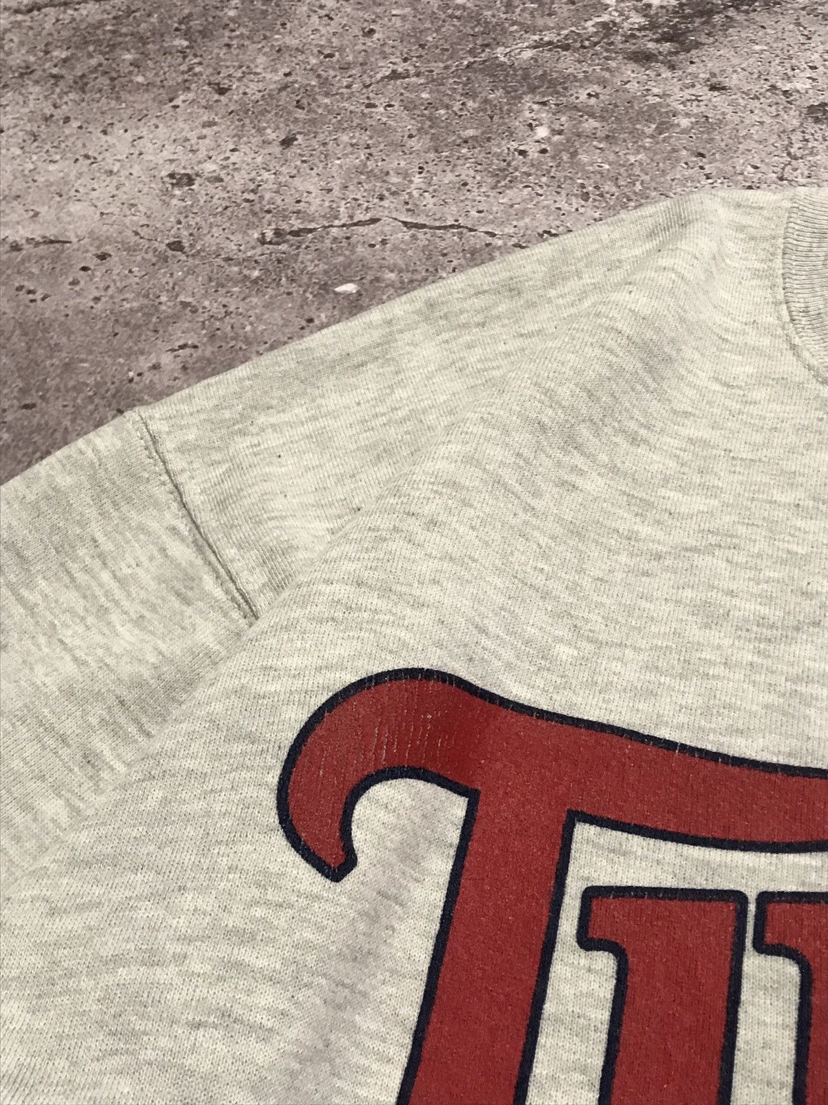 Russell Athletic Vintage 90s Sweatshirt Russel Athletic Twins Big Logo Gray L Size US L / EU 52-54 / 3 - 10 Thumbnail