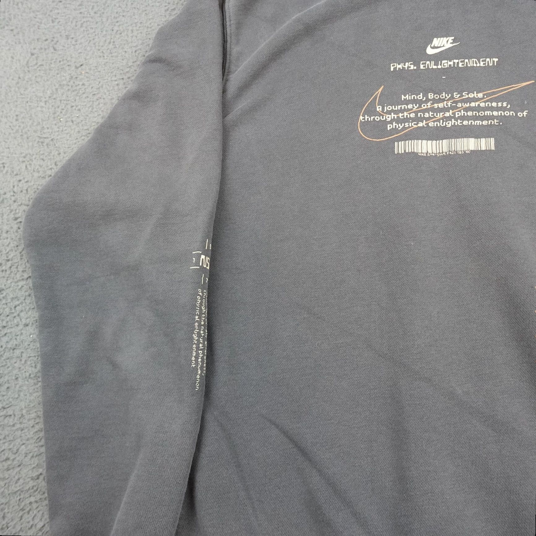 Nike Nike Sweatshirt Mens Small Gray Phys Enlightenment Crewneck DO6192 Graphic Size US S / EU 44-46 / 1 - 3 Thumbnail
