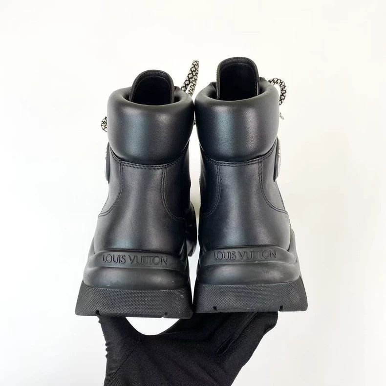 Louis Vuitton Louis Vuitton Hot Black Leather Boots Size US 7 / IT 37 - 6 Thumbnail