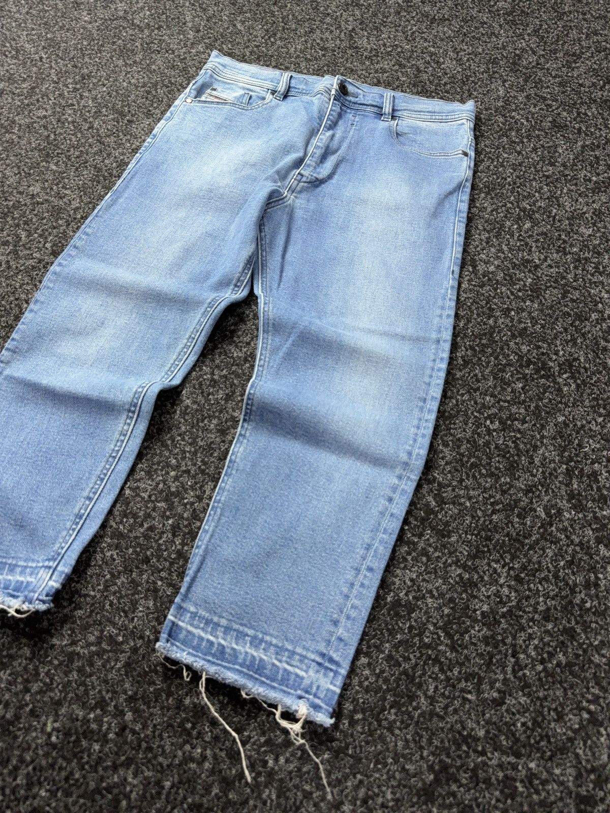 Diesel Luxury Diesel 00s Cropped Jeans Light Wash Distressed Denim Size 26" / US 2 / IT 38 - 3 Thumbnail
