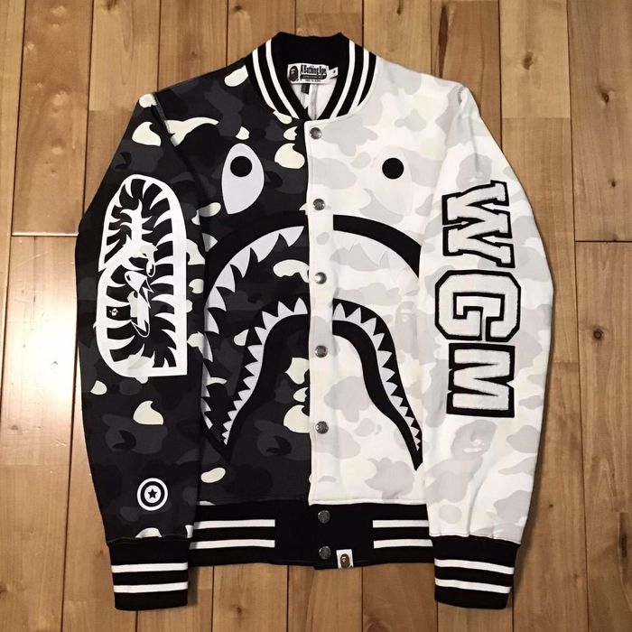 Bape 💫Glow in the dark💫 BAPE City camo shark sweat varsity