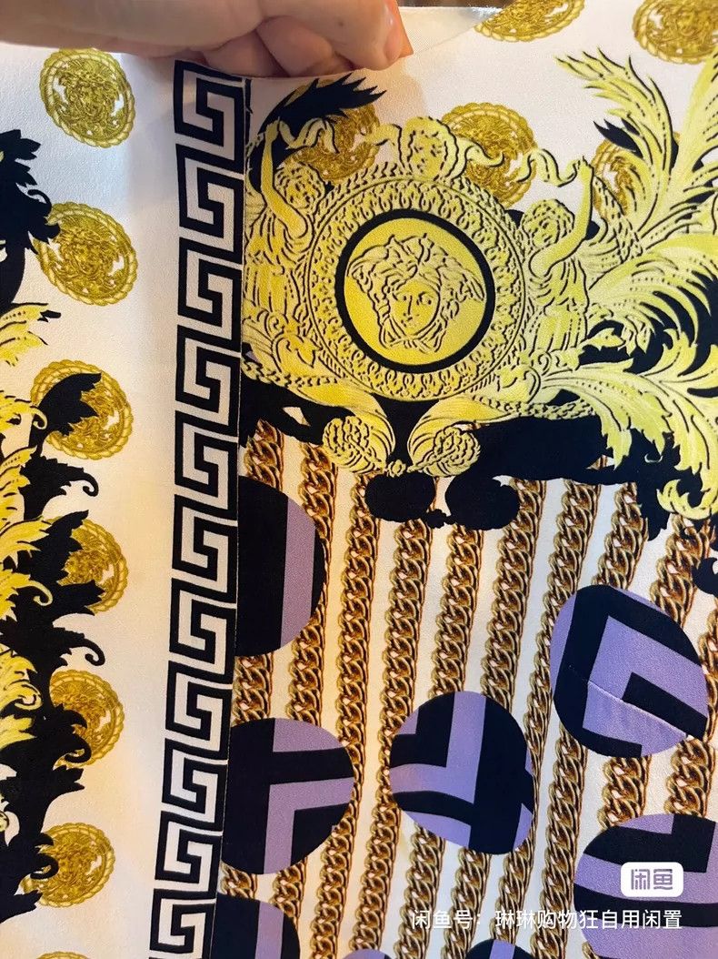 Versace Versace Classic dress Size M / US 6-8 / IT 42-44 - 7 Thumbnail