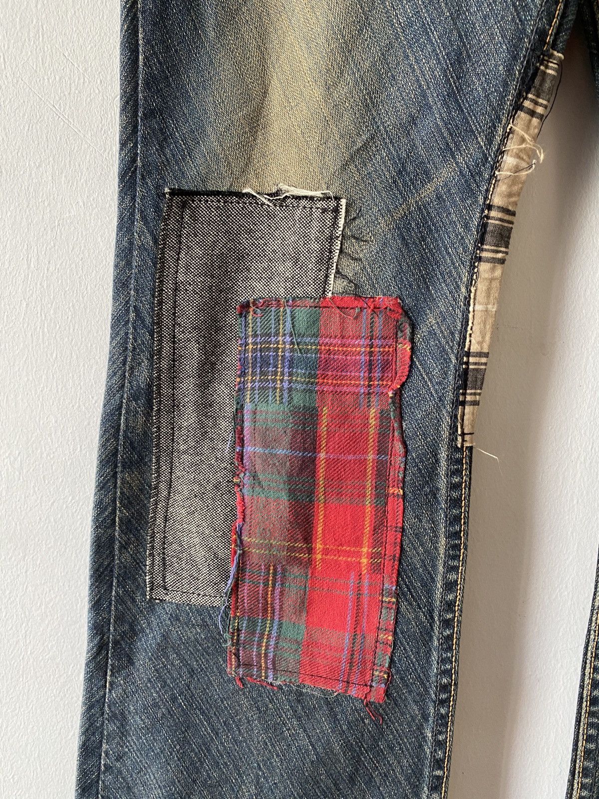 Japanese Brand × Wrangler Japanese Brand Wrangler Distressed Patchwork Flare Denim Size US 30 / EU 46 - 6 Thumbnail