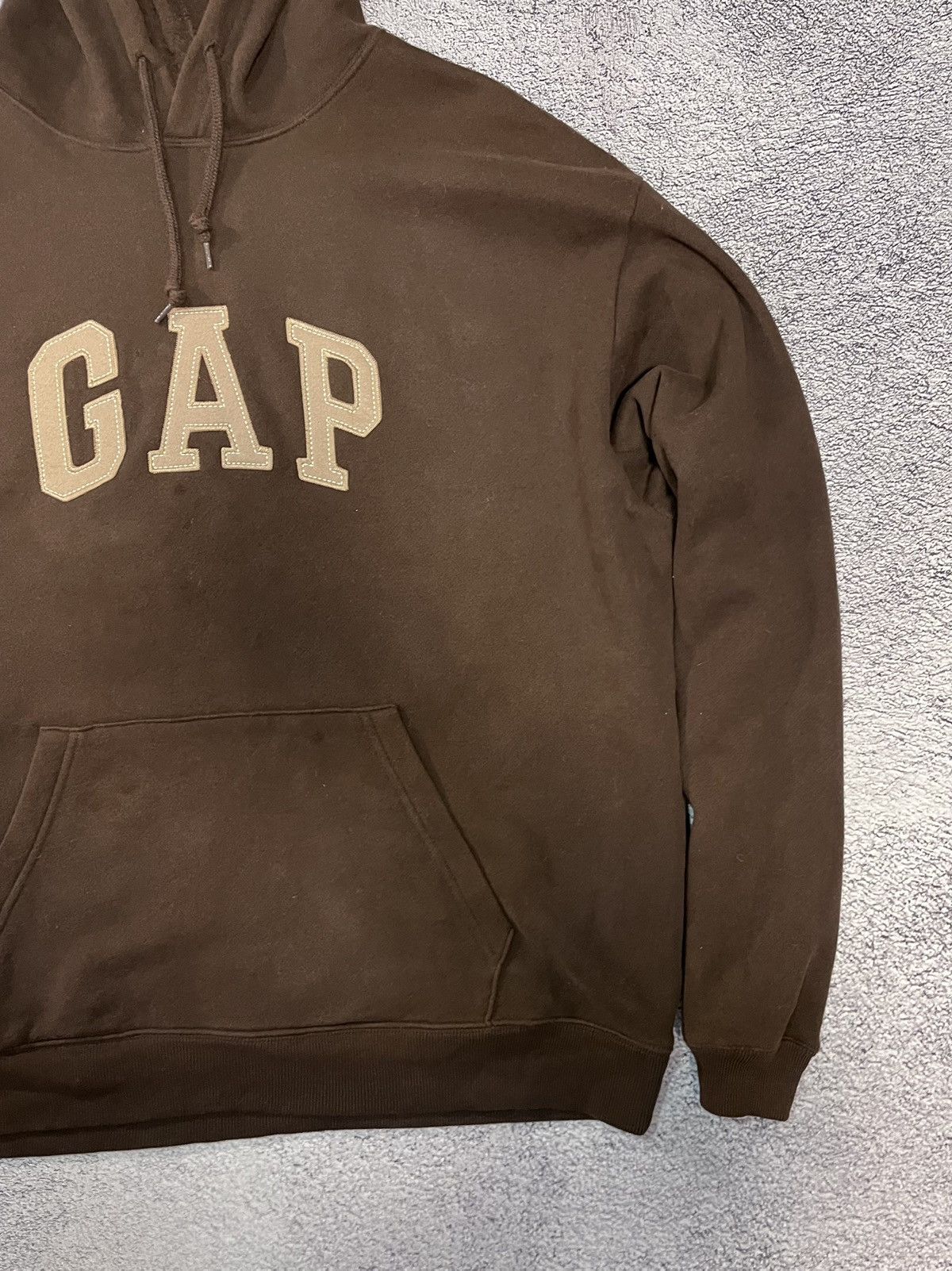 Gap GAP Logo Fleece Hoodie Brown Distressed Vintage Y2K Pullover Size US L / EU 52-54 / 3 - 5 Thumbnail