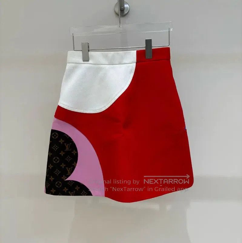 Louis Vuitton Louis Vuitton Red Wool A. Size 23" - 1 Thumbnail