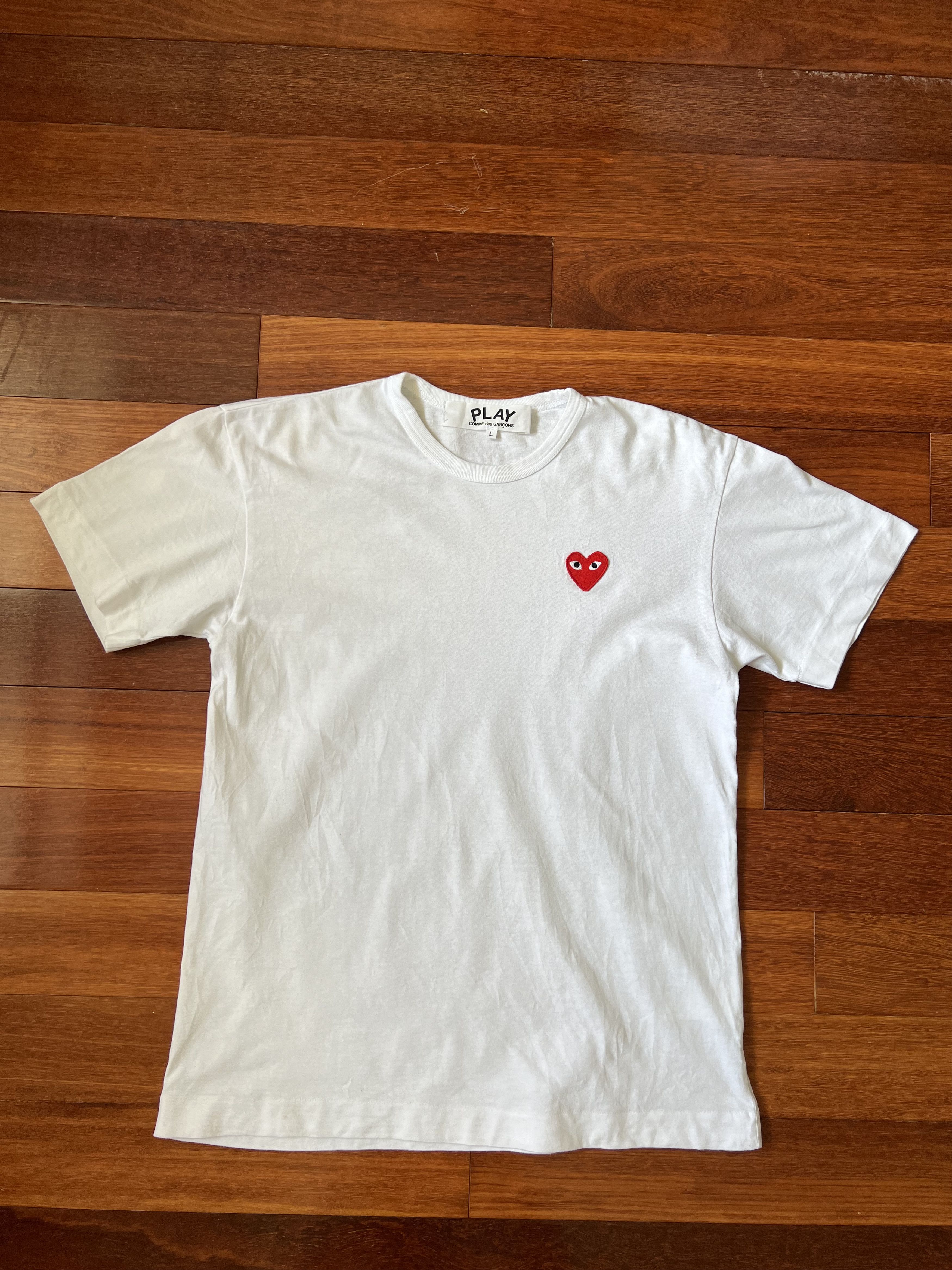 Comme des Garcons PLAY 💚 Comme Des Garcons Play Embroidered White Logo Tee Size US L / EU 52-54 / 3 - 1 Thumbnail