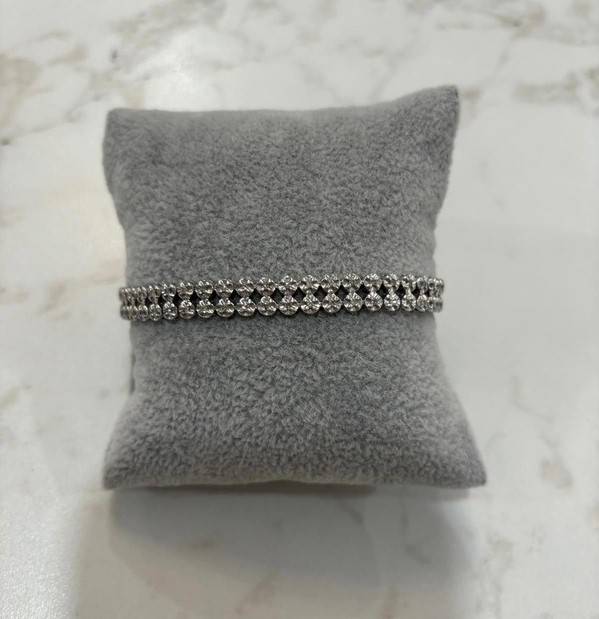 NBDN Nobrandedon SK9 Diamond Tennis Bracelet Size ONE SIZE - 1 Thumbnail