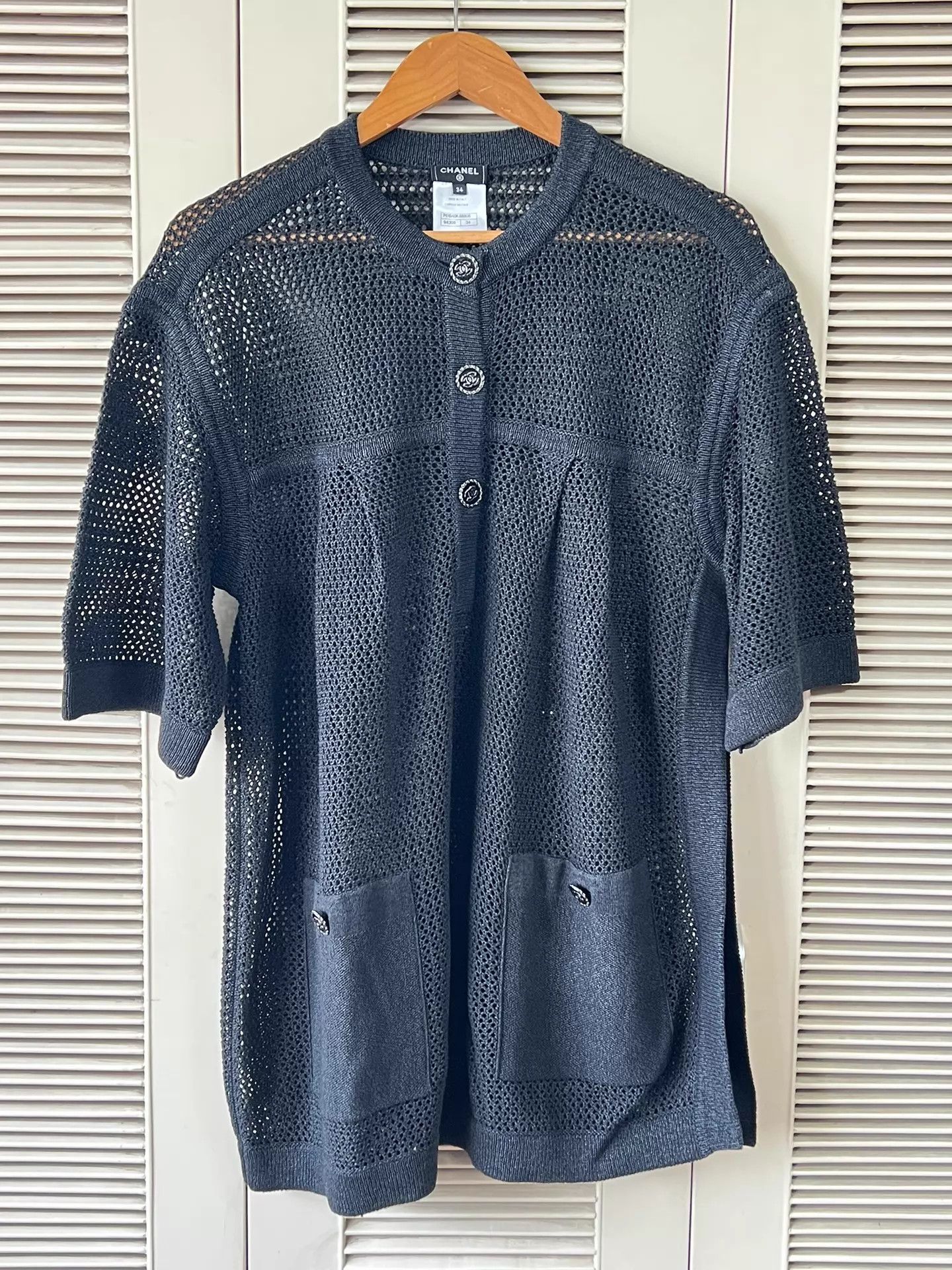 Chanel Chanel black openwork knit short cardigan 34 CC Size XS / US 0-2 / IT 36-38 - 1 Thumbnail