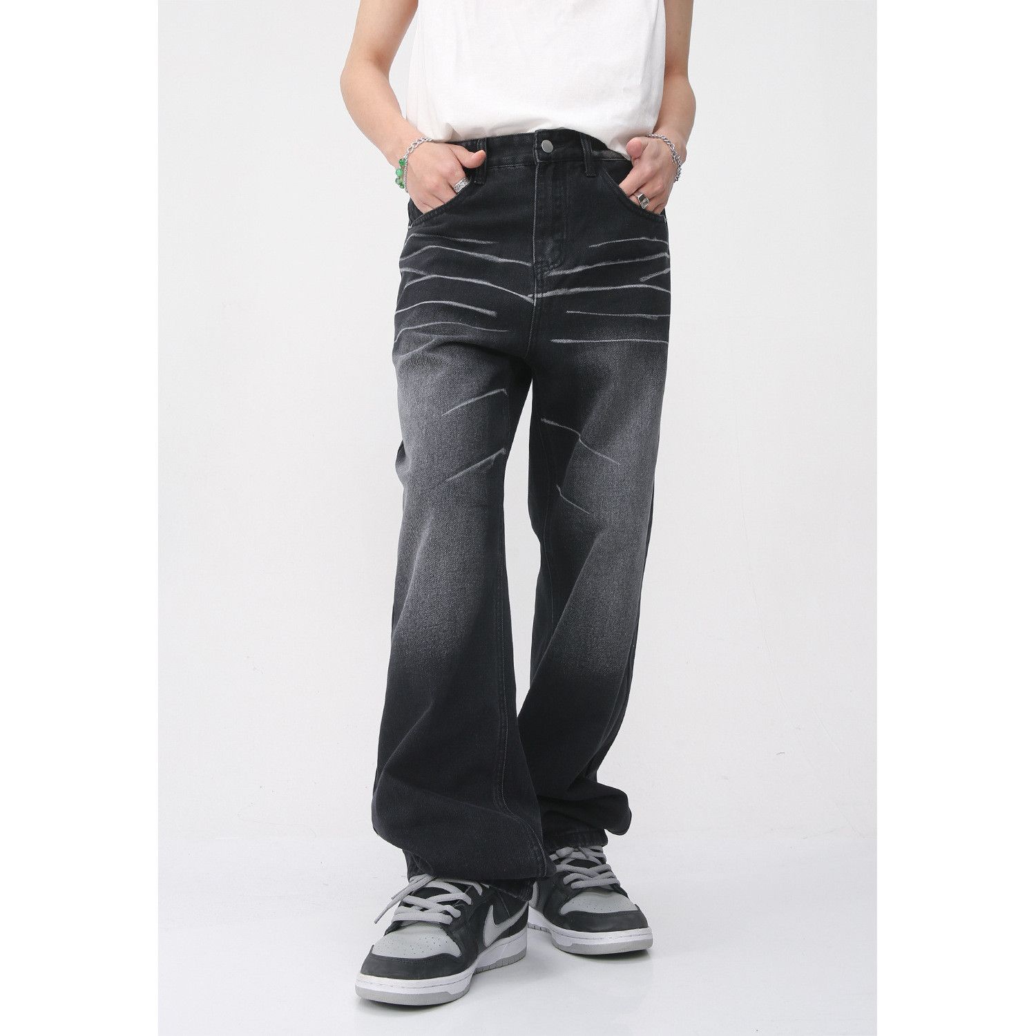Jean Men's American Retro Loose-Fit Whiskered Jeans Size US 32 / EU 48 - 2 Thumbnail