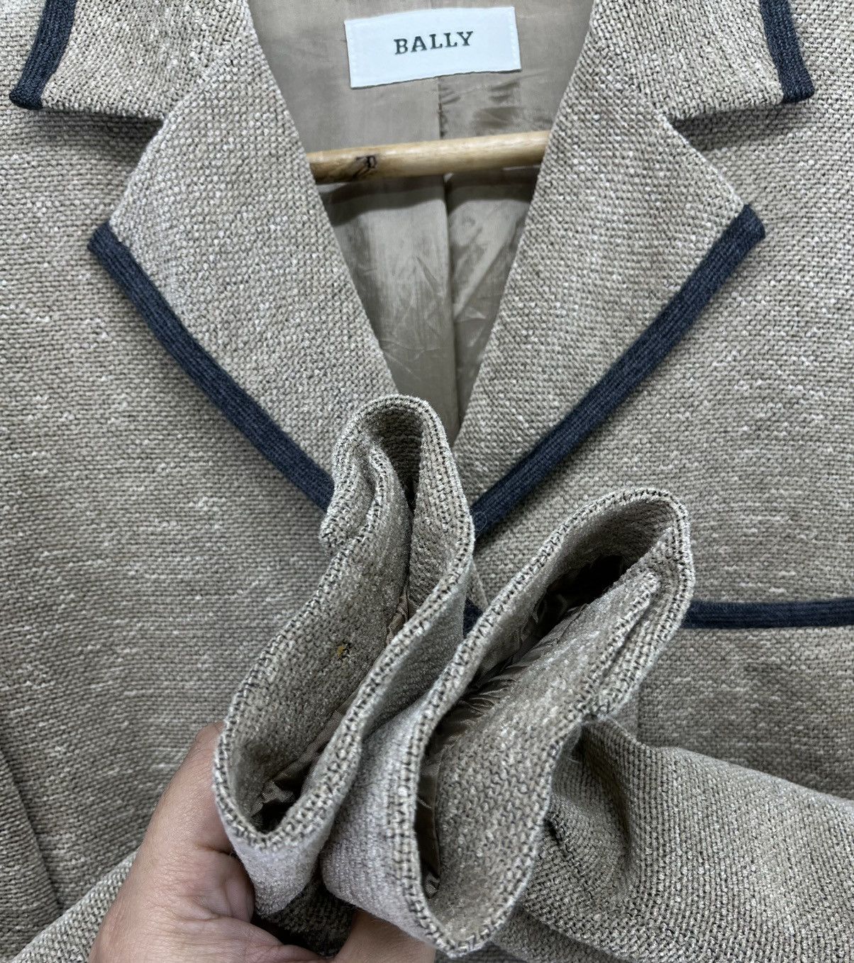 Bally Vintage Bally Button Up Wool Jacket Size XS / US 0-2 / IT 36-38 - 10 Thumbnail