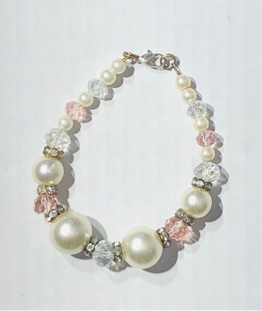 Vintage Multi Strand Stringed Pearl Necklace Bracelet Earrings Set Size ONE SIZE - 4 Thumbnail