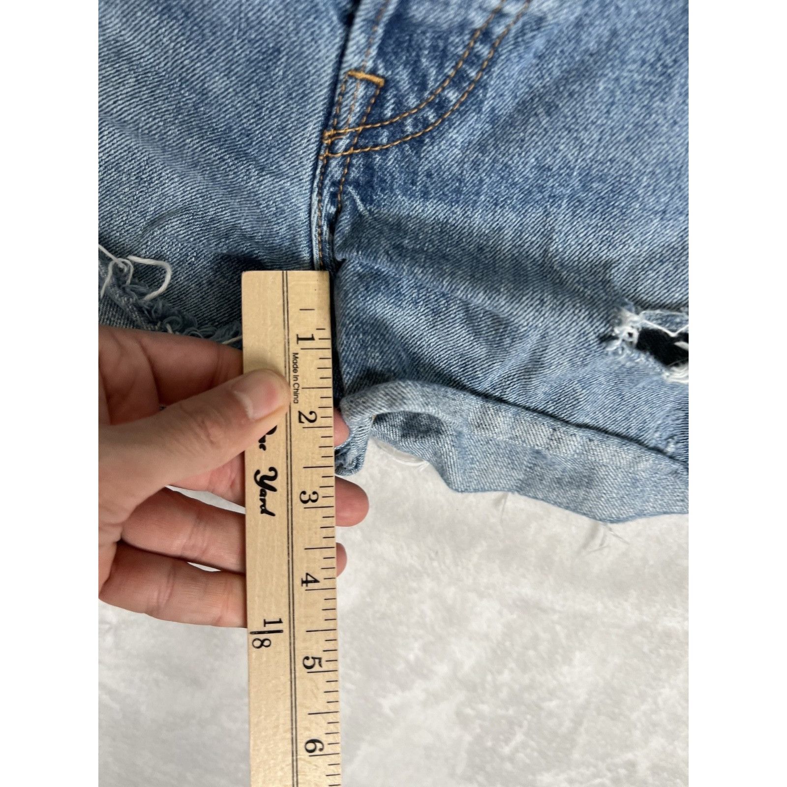 Levi's Levi’s Wedgie Denim Jean Shorts Size 26 Blue Daisy Dukes Dis Size 26" / US 2 / IT 38 - 3 Thumbnail