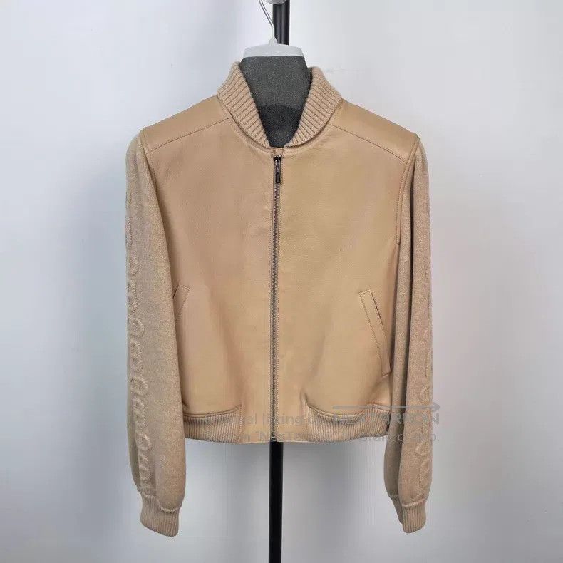 Hermes Hermes 23S Beige Pig Nose Knit Sleeve Patchwork Leather Ja Size XS / US 0-2 / IT 36-38 - 1 Thumbnail