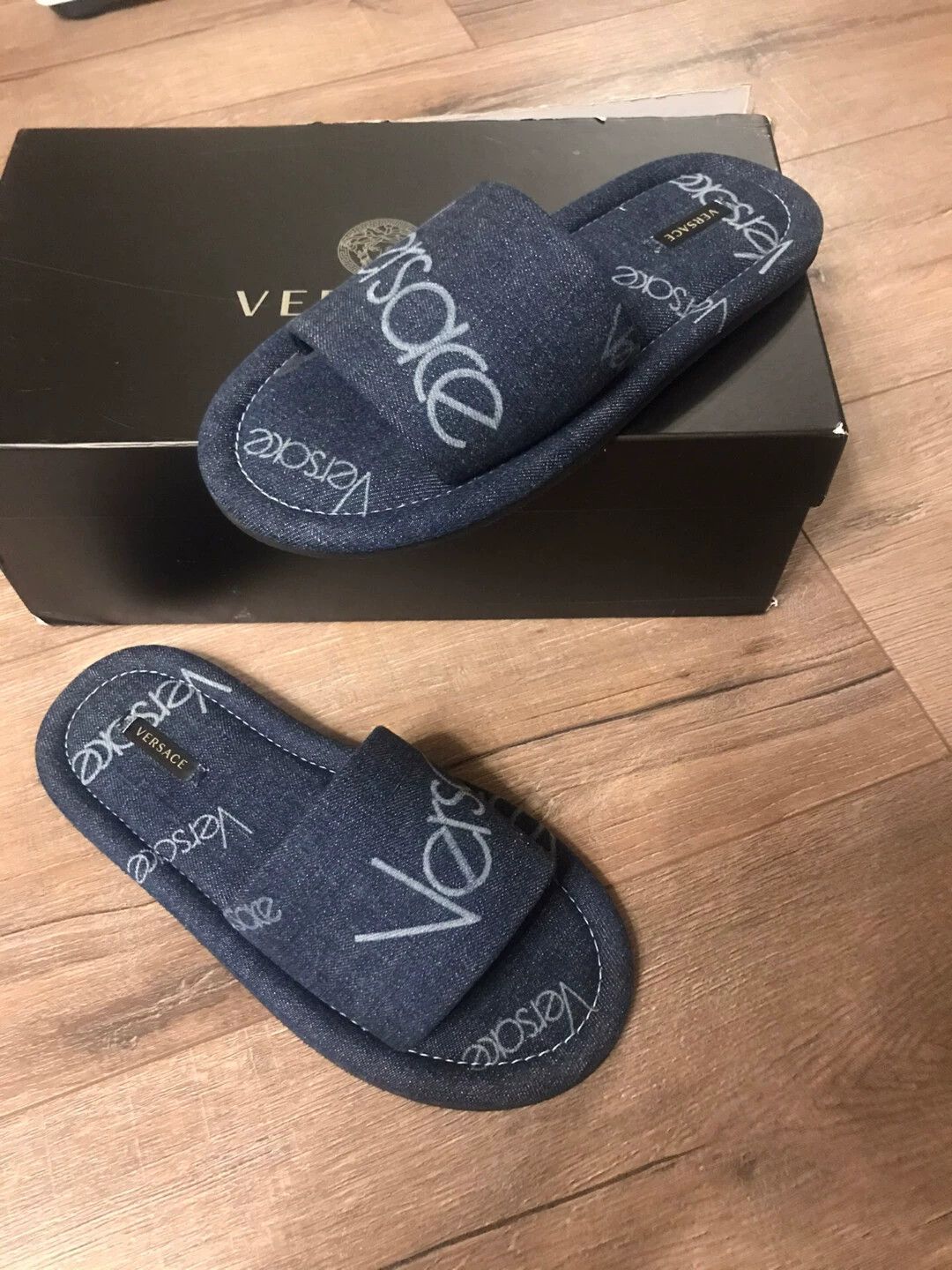 Versace Versace Denim Slippers Unisex 38 (Fits Larger) Size US 7.5 / IT 37.5 - 5 Thumbnail