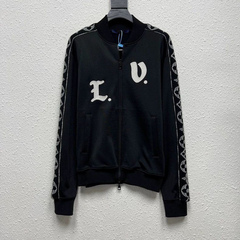 Louis Vuitton Louis Vuitton Jacquard tag jacket Size US S / EU 44-46 / 1 - 1 Thumbnail